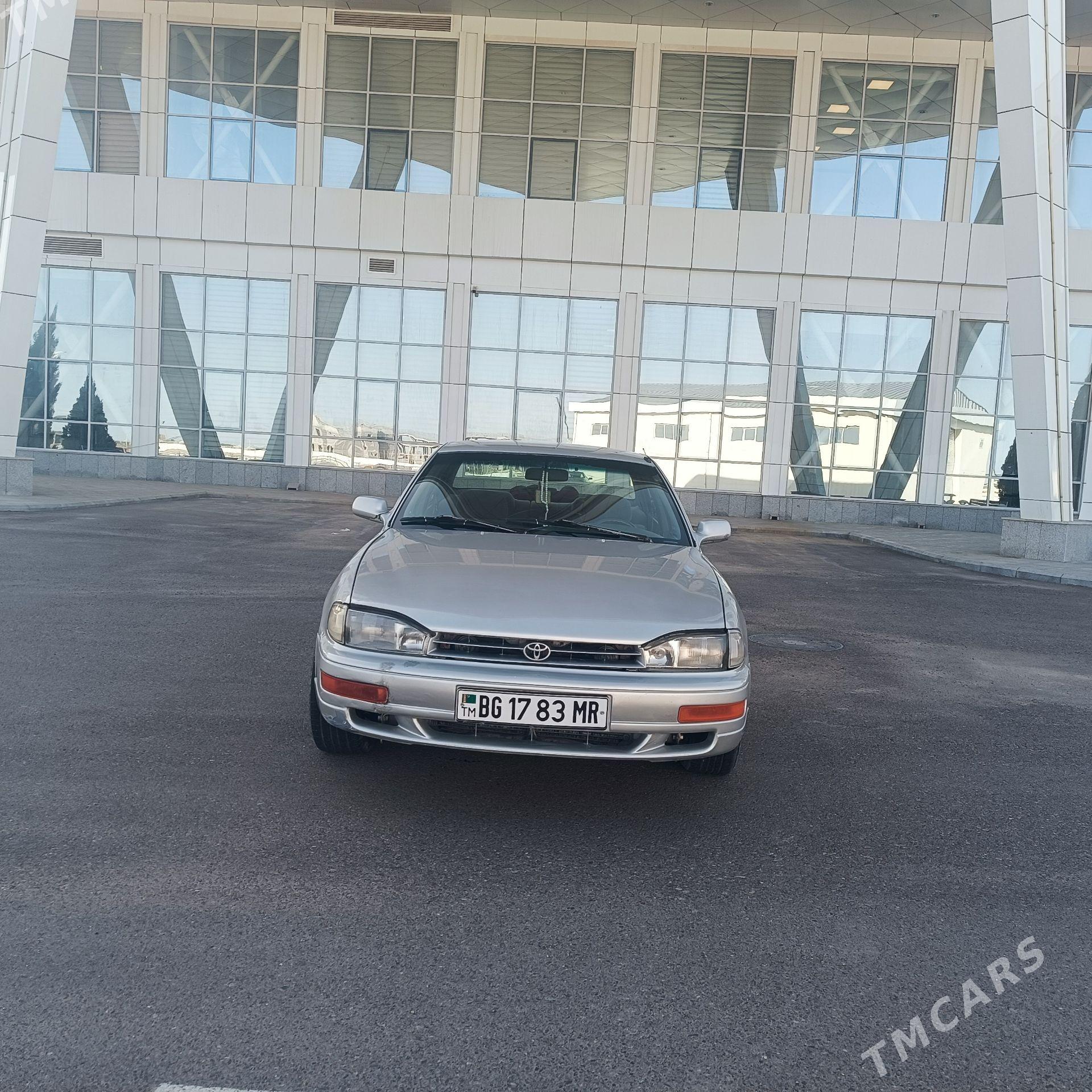 Toyota Camry 1992 - 110 000 TMT - Мары - img 1