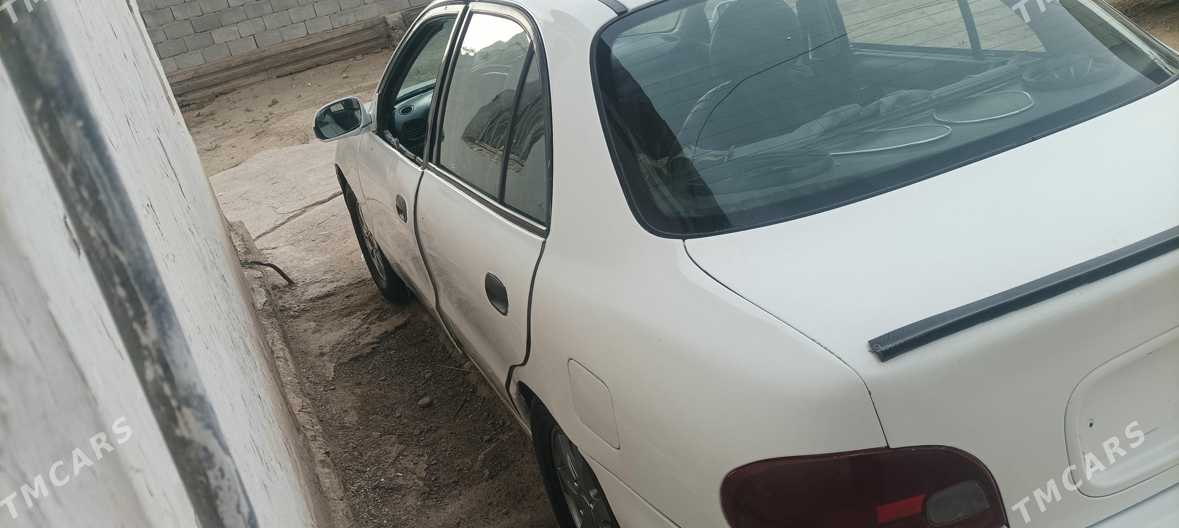 Hyundai Accent 1997 - 20 000 TMT - Ак-Бугдайский этрап - img 1