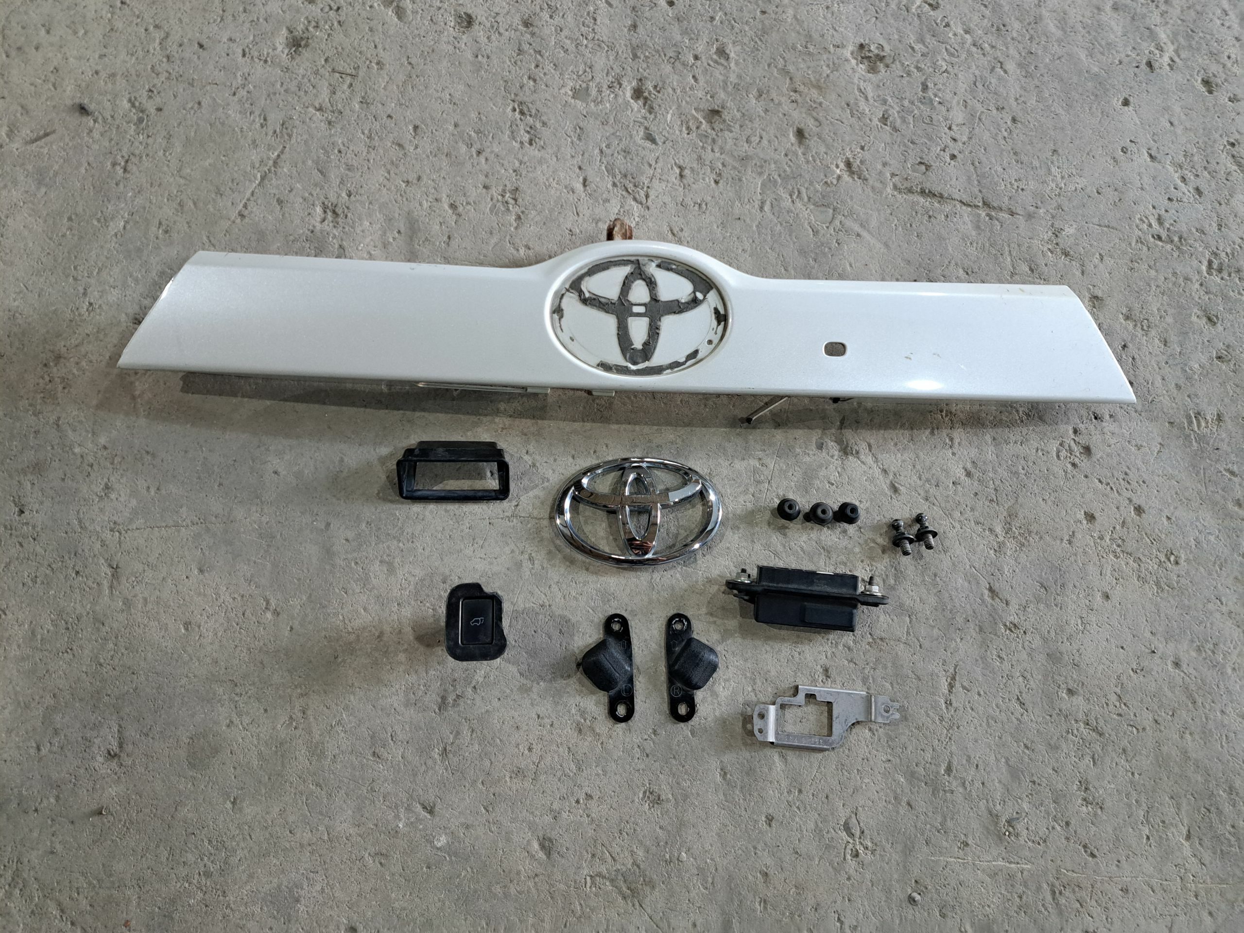 Highlandr bagaz molding knopka 999 TMT - Хитровка - img 1