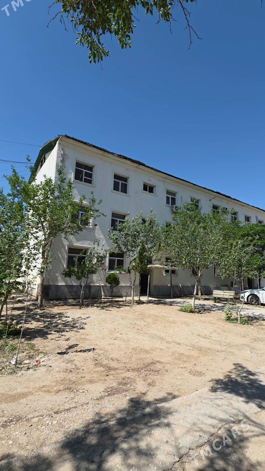 Asuda Emläk 4 komnat - Balkanabat - img 1