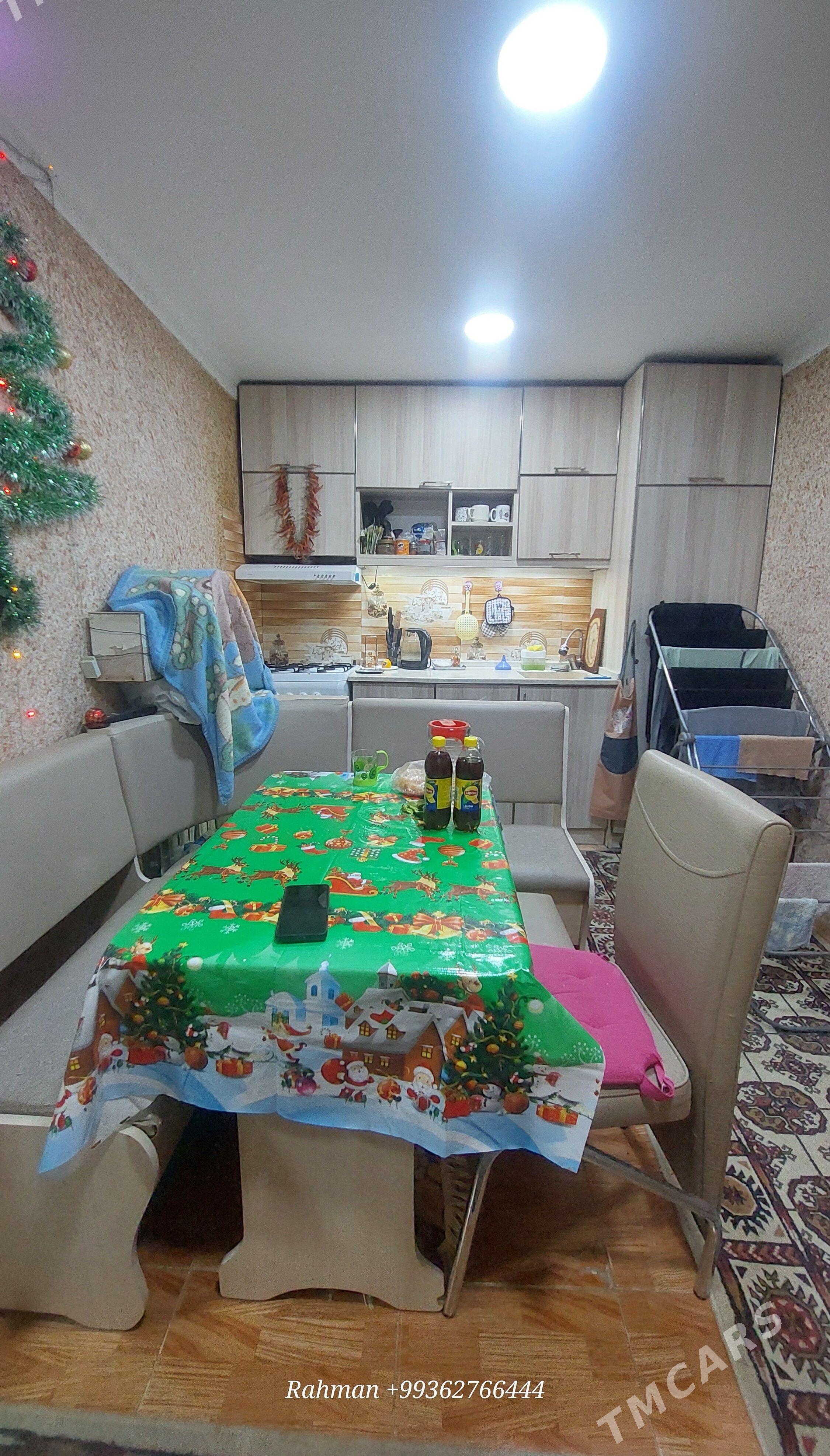 (2694)-4MKR 2-KOMNAT 2-ETAJ BOMAKO 4МИКР RAHMAN - 4 mkr - img 1