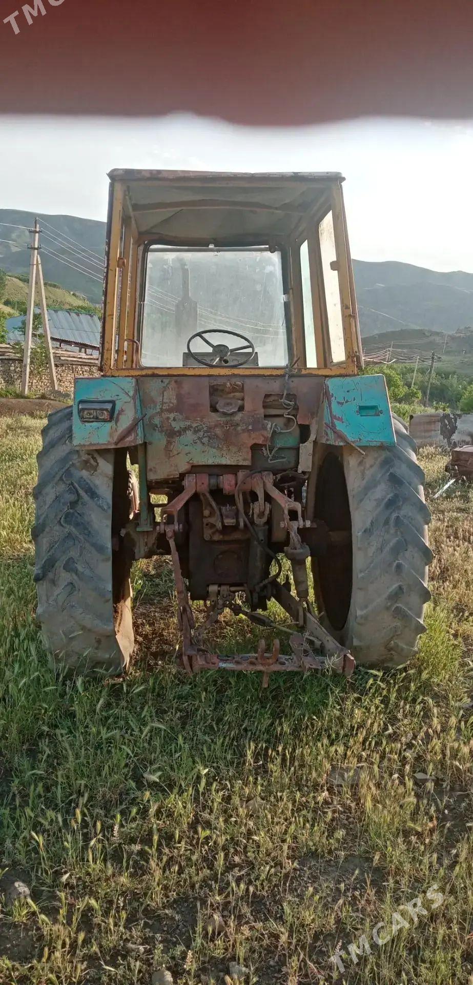 Belarus 320 1980 - 20 000 TMT - Bäherden - img 1
