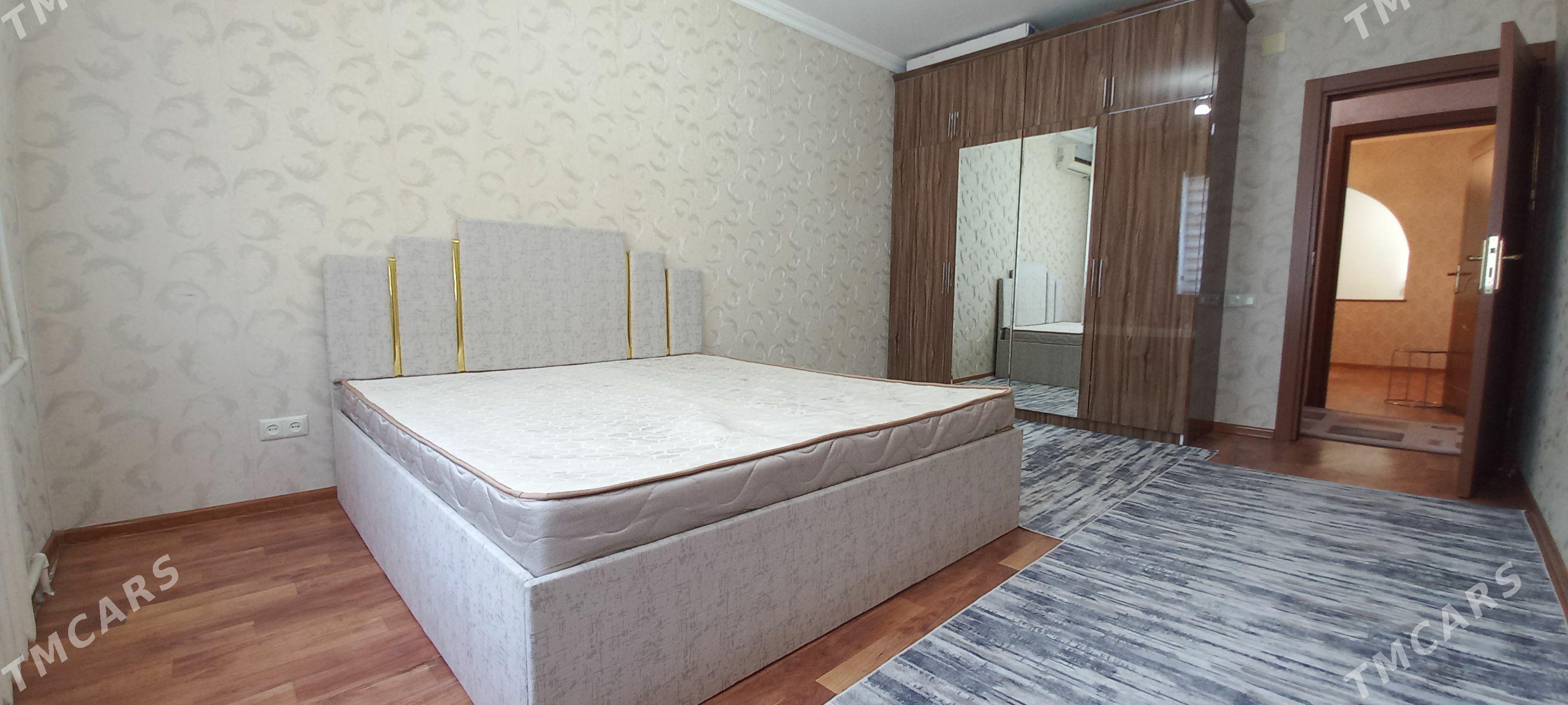 Eyesinden 11 mkr 4/2 2k gowdan - 11 мкр - img 1