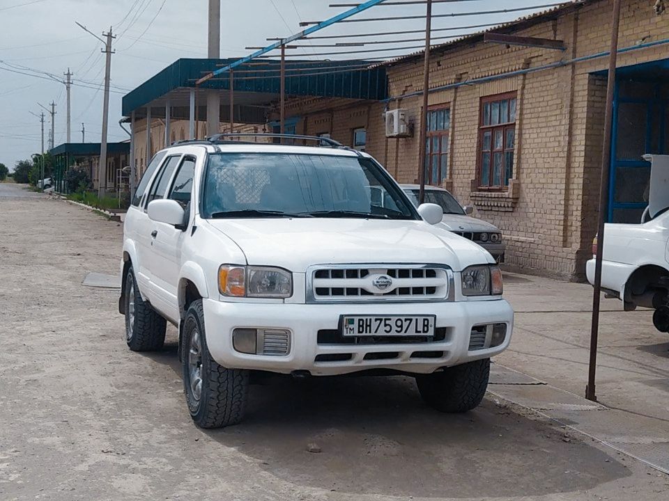Nissan Pathfinder 1997 - 85 000 TMT - Çärjew - img 1