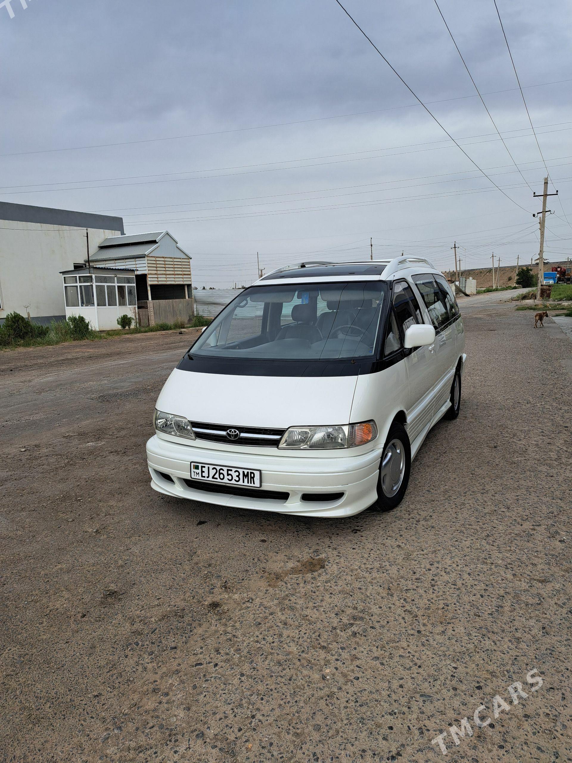 Toyota Previa 1996 - 180 000 TMT - Мары - img 1