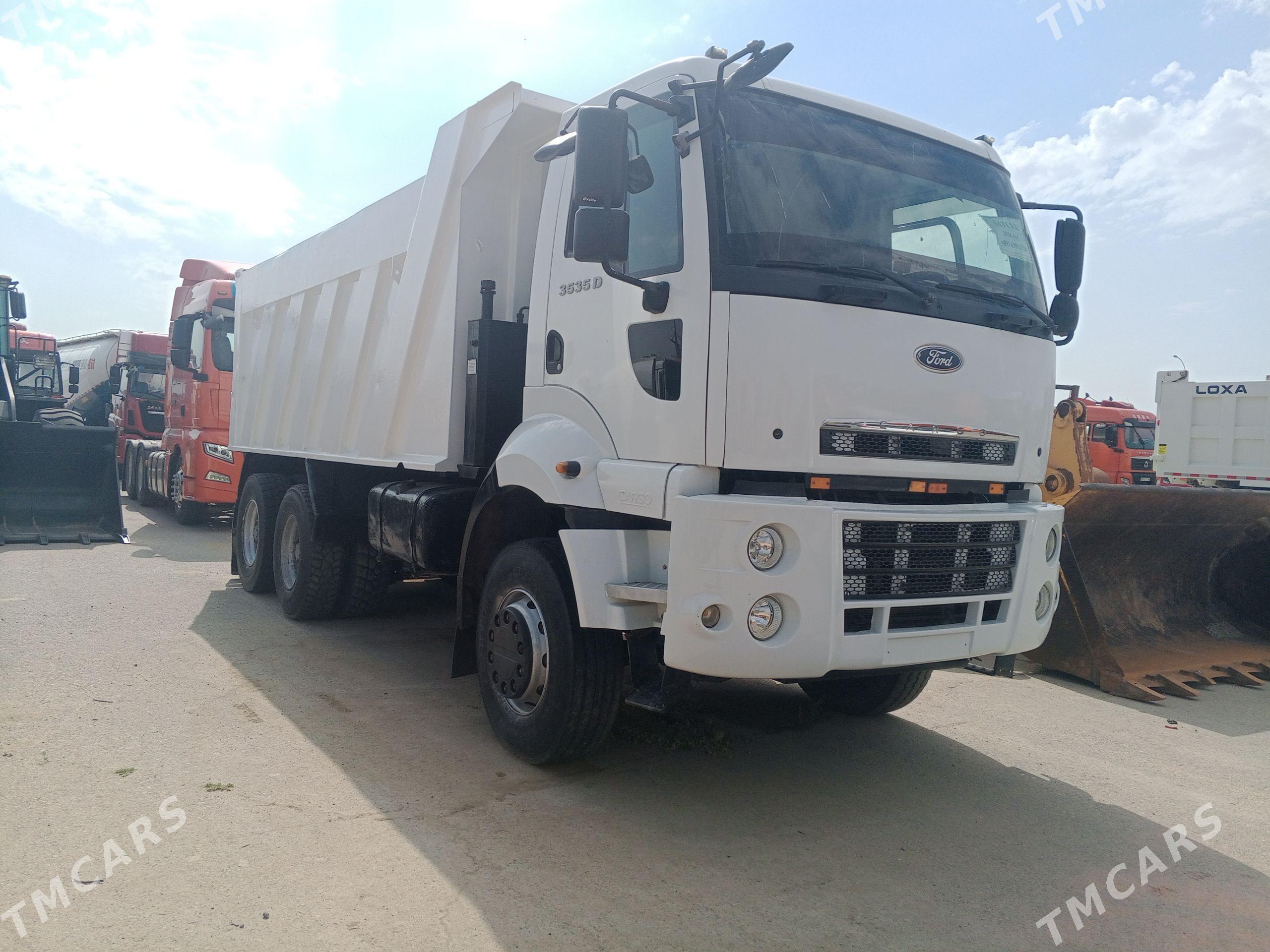 Ford Cargo 3535D 2014 - 660 000 TMT - "Altyn Asyr" Gündogar bazary (Jygyllyk) - img 1