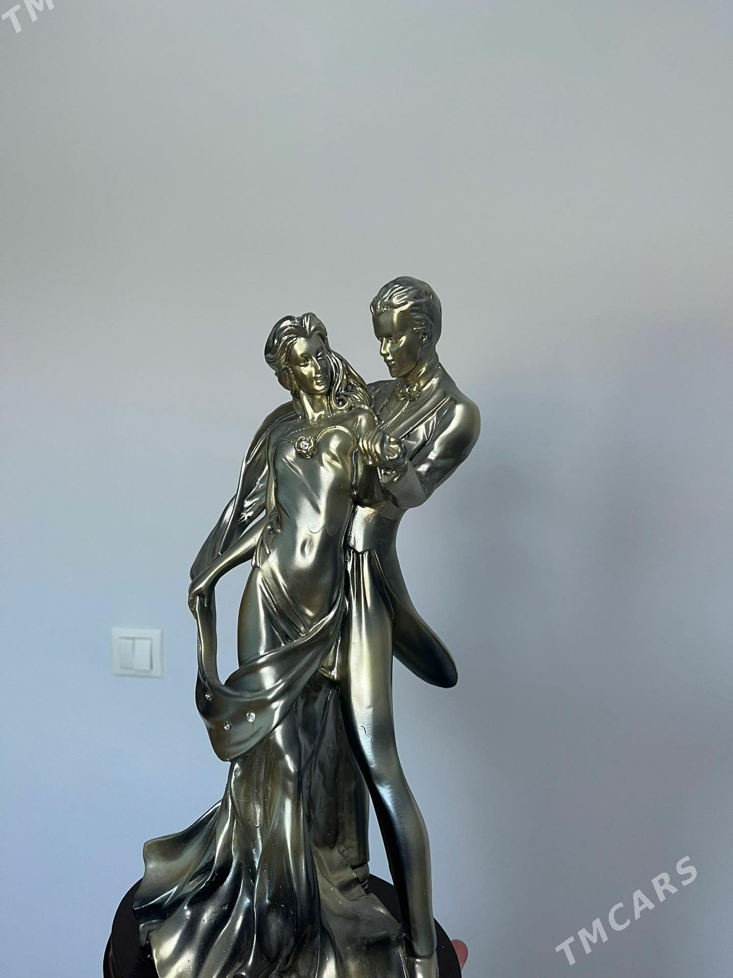 wals statuetka - Türkmenbaşy - img 1