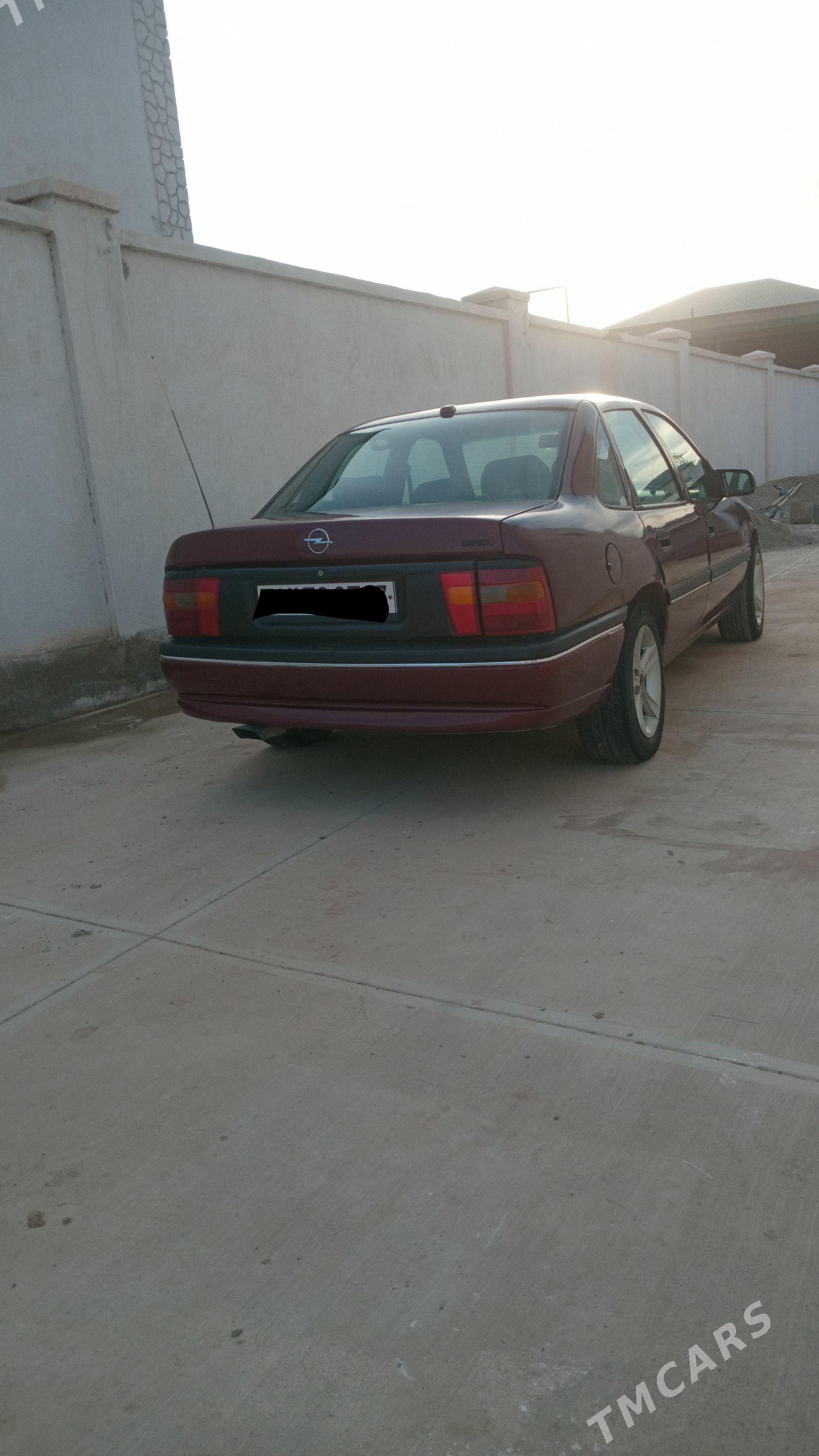 Opel Vectra 1993 - 45 000 TMT - Гороглы (Тагта) - img 1