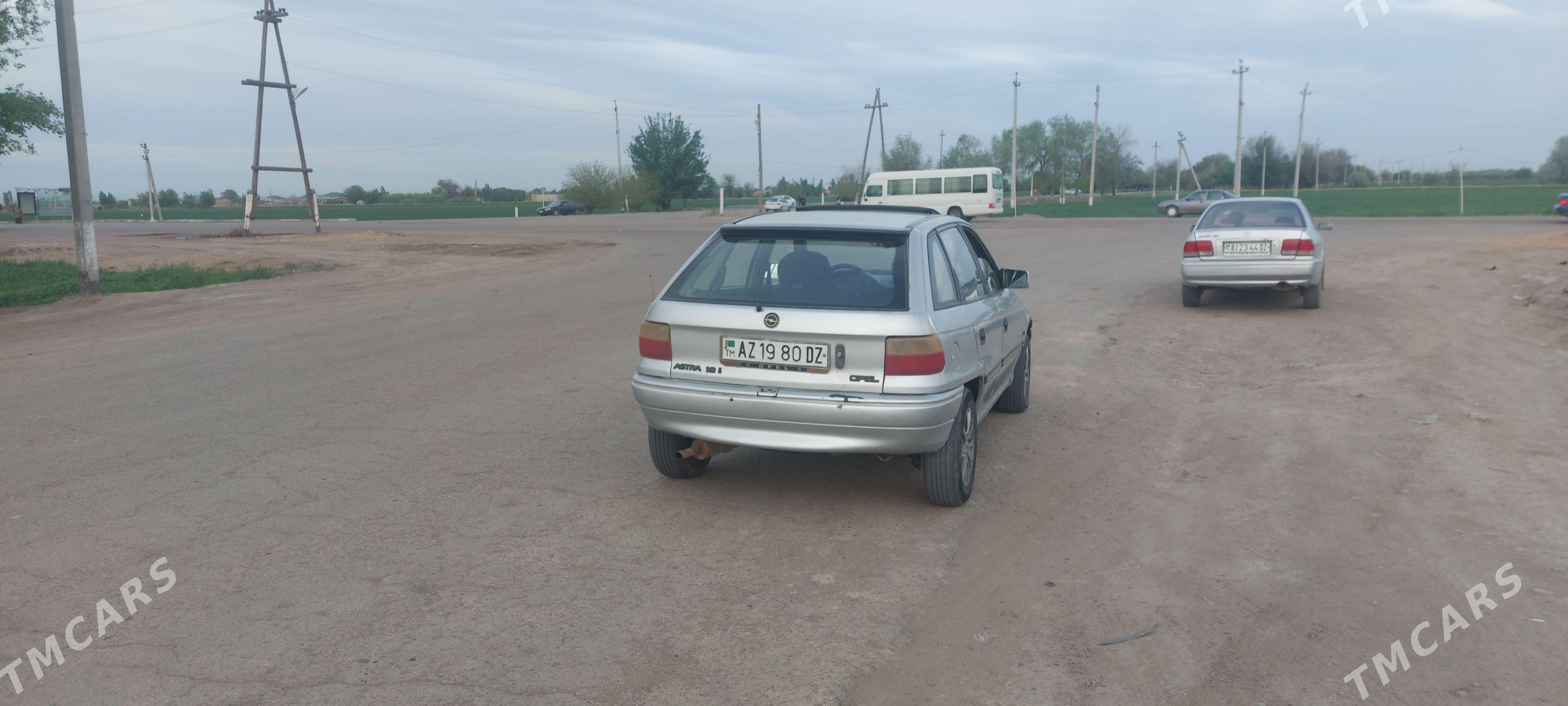 Opel Astra 1992 - 36 000 TMT - Гороглы (Тагта) - img 1