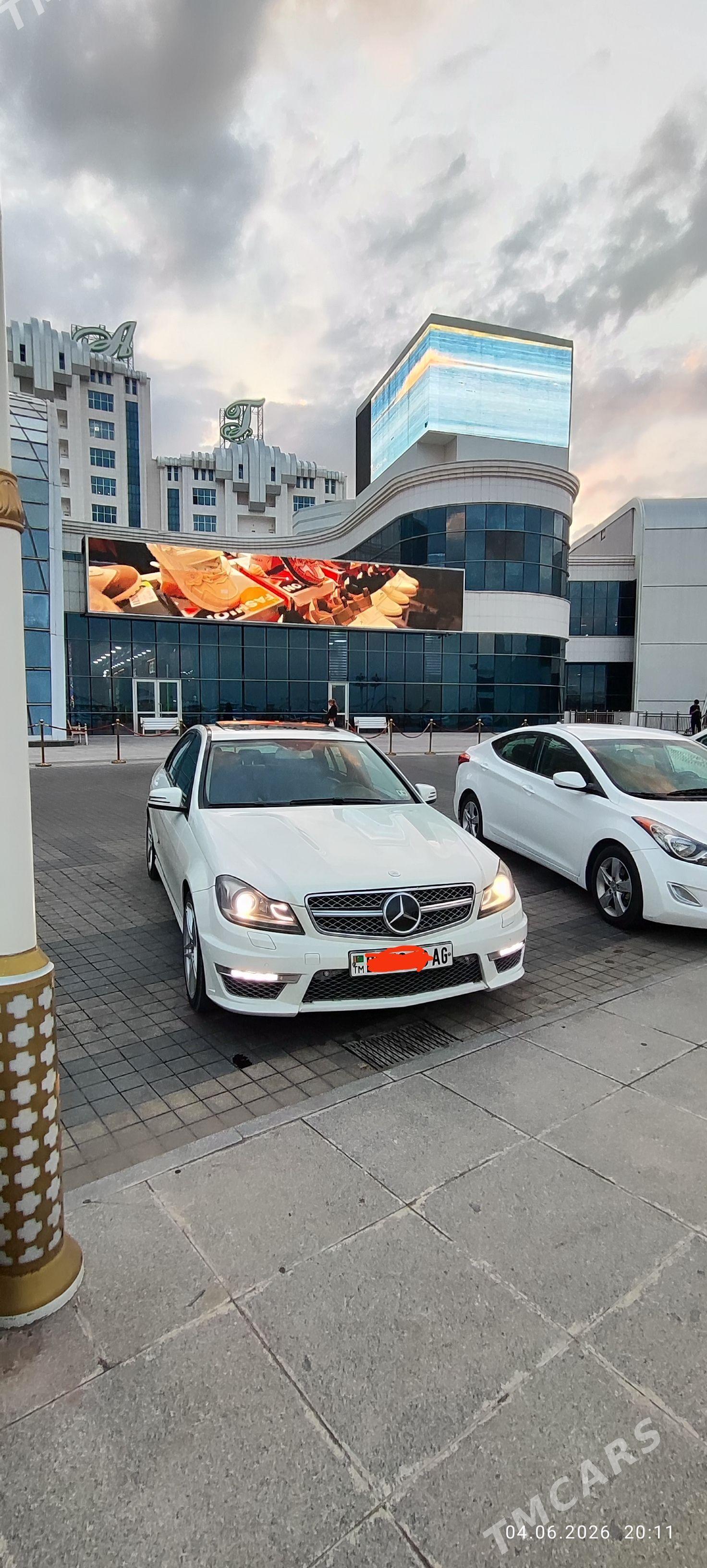 Mercedes-Benz C350 2013 - 250 000 TMT - Ашхабад - img 1