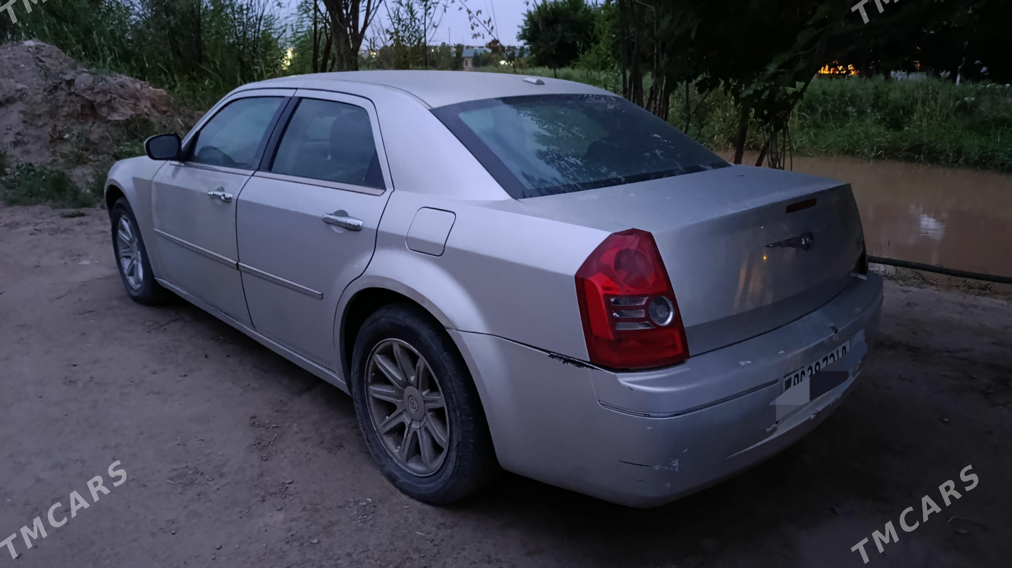 Chrysler 300 2009 - 89 000 TMT - Туркменабат - img 1