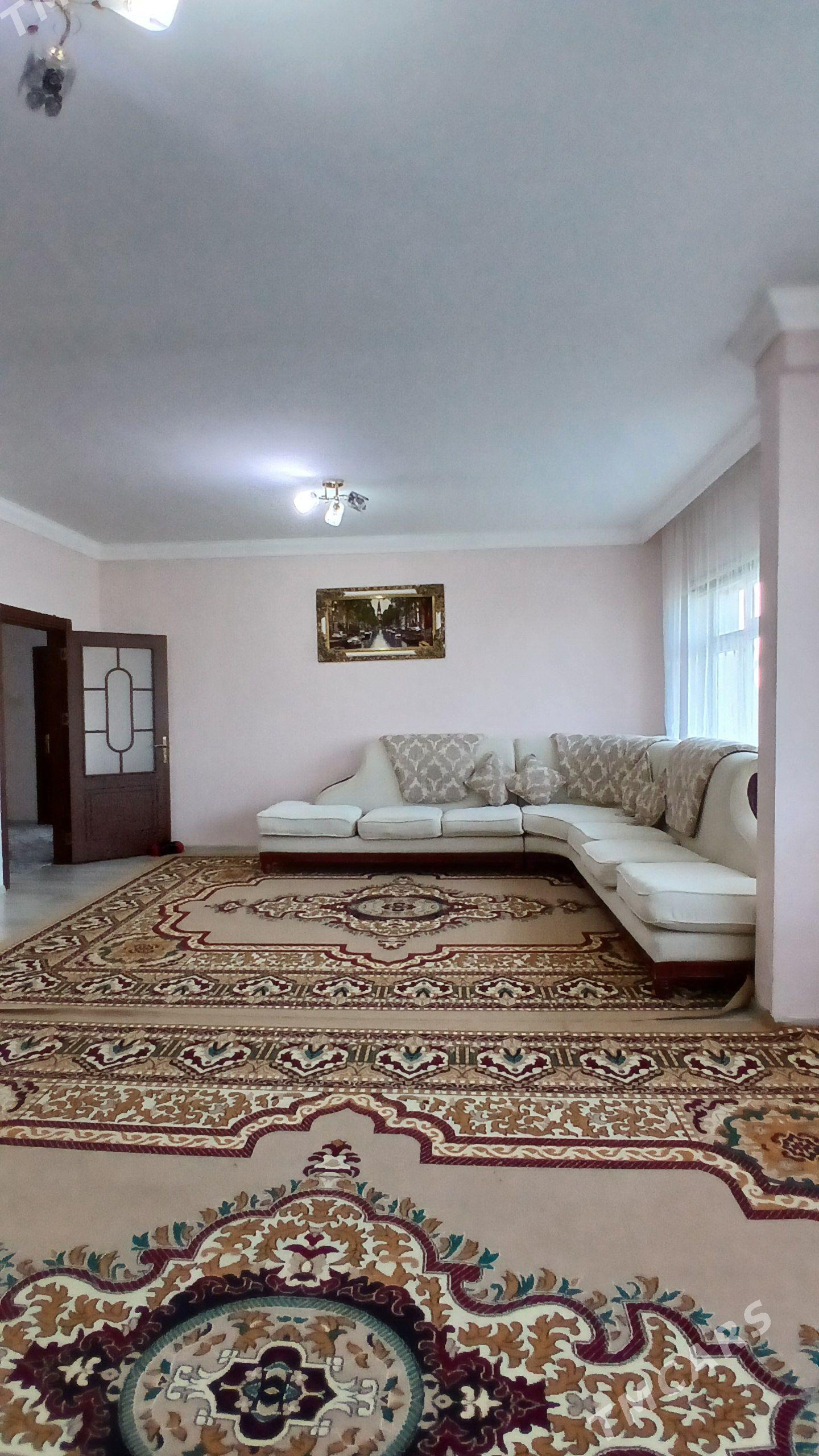 Anew 4 etaz 3 komnat - Анев - img 1