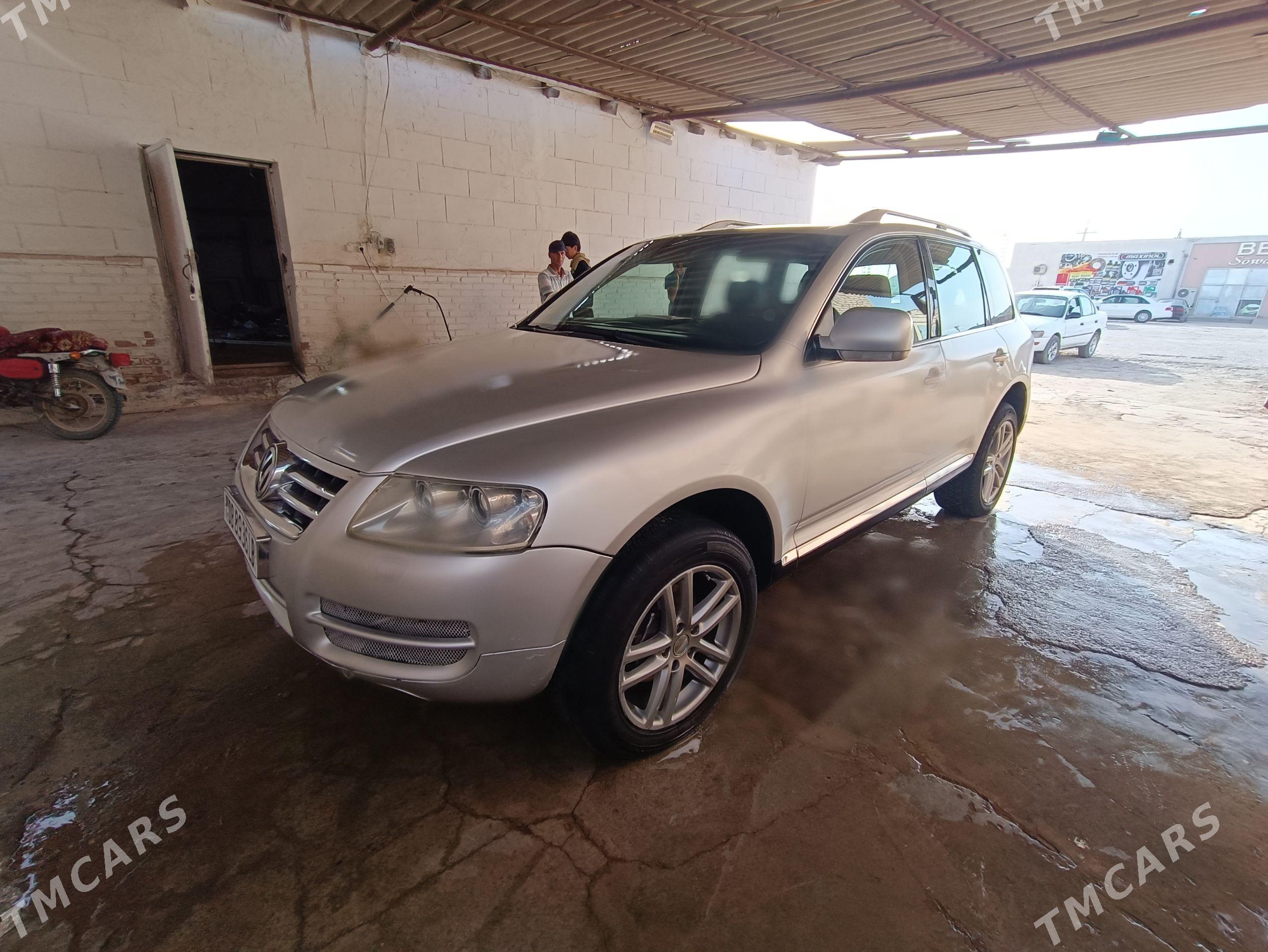 Volkswagen Touareg 2003 - 135 000 TMT - Туркменабат - img 1