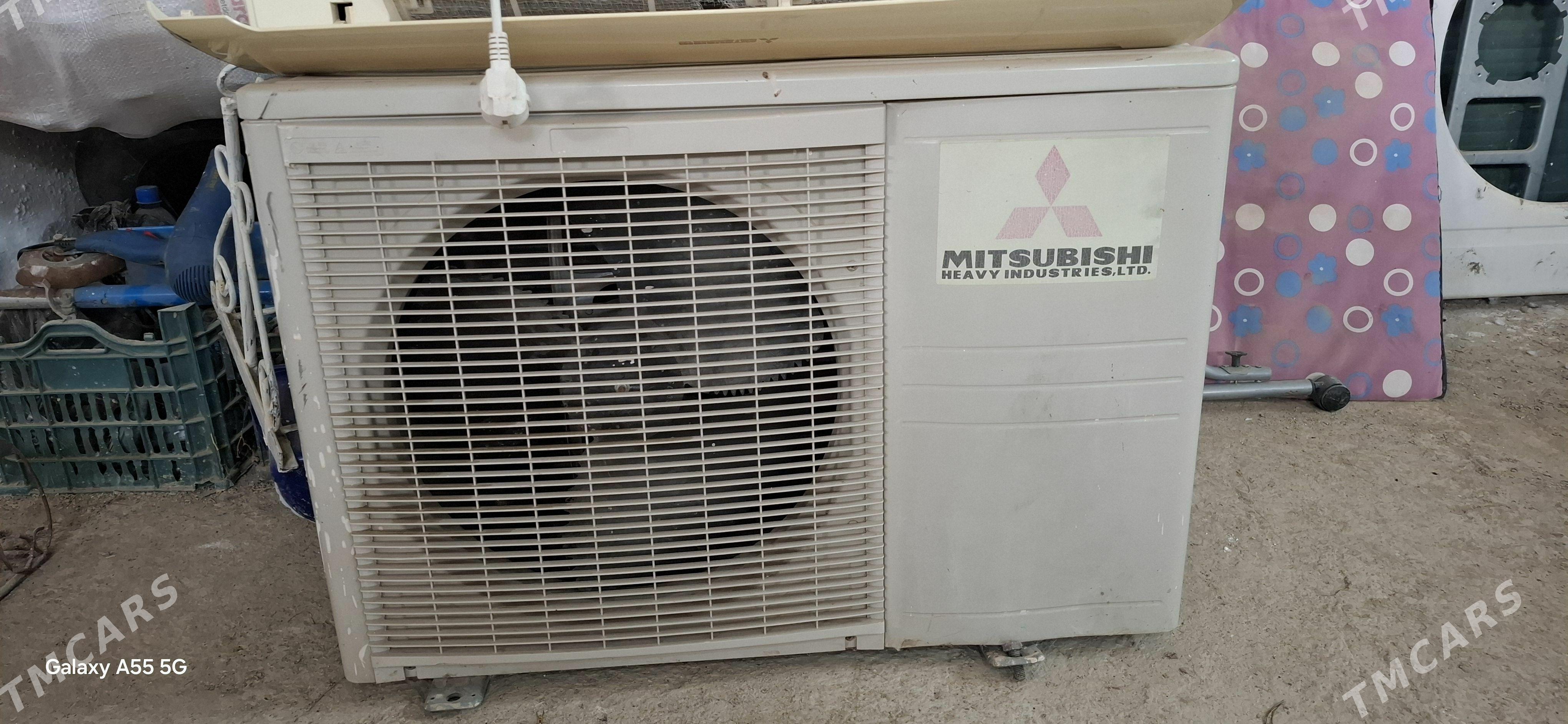 KONSANER SPILINT MITSIBISHI - Büzmeýin - img 1