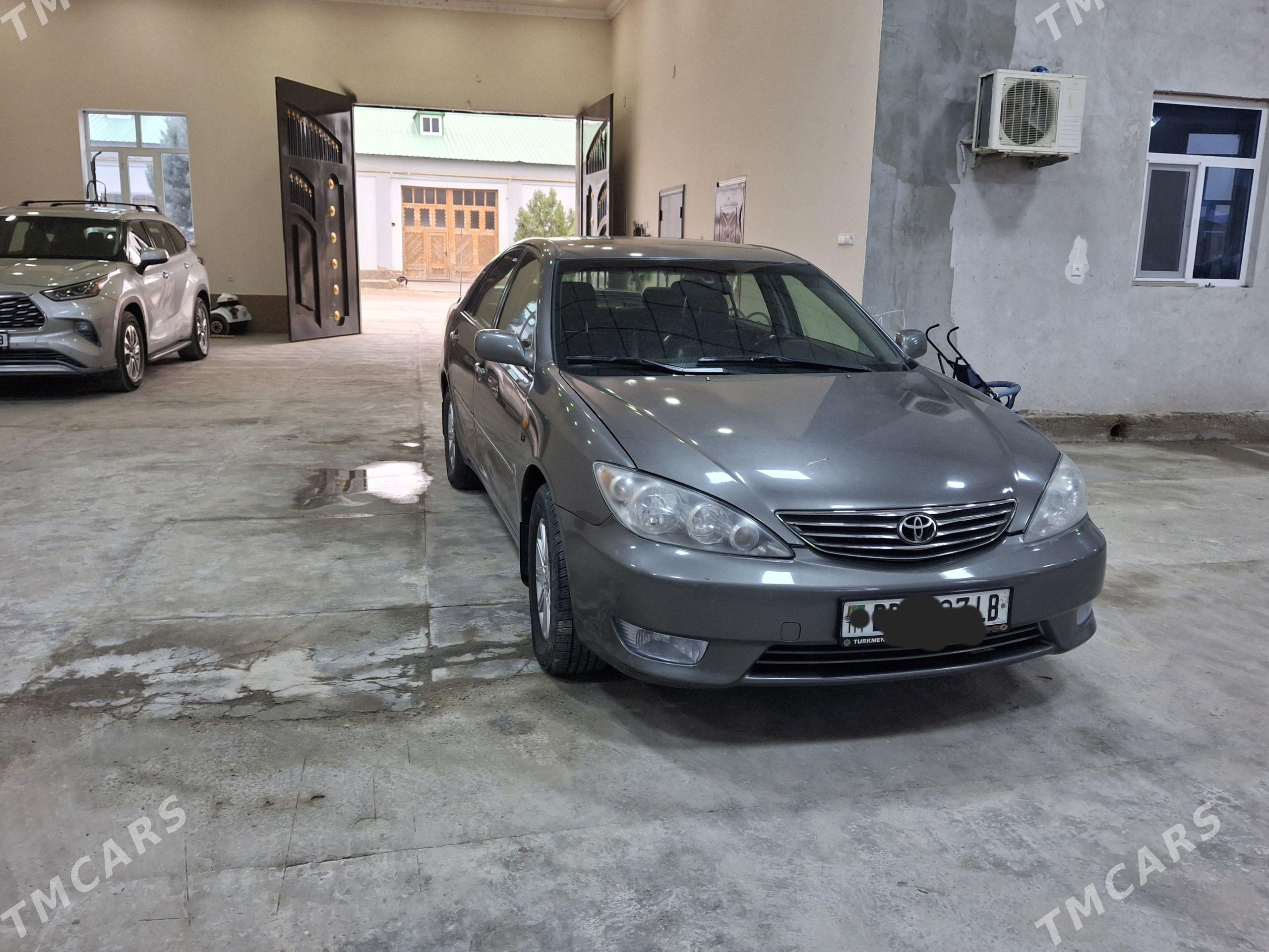 Toyota Camry 2004 - 230 000 TMT - Dänew - img 1