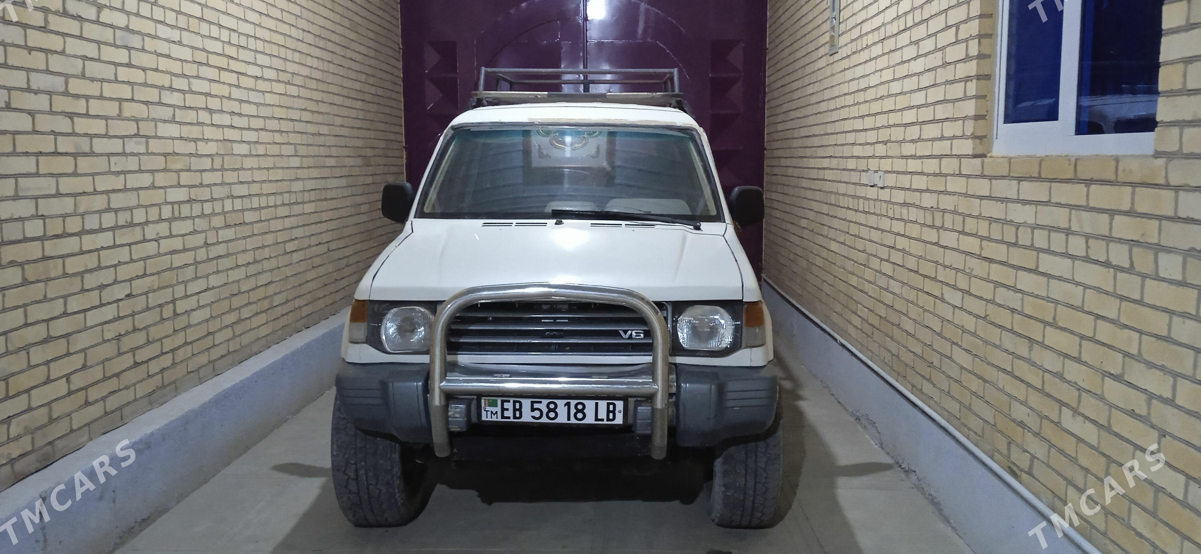 Mitsubishi Montero 1995 - 100 000 TMT - Саят - img 1