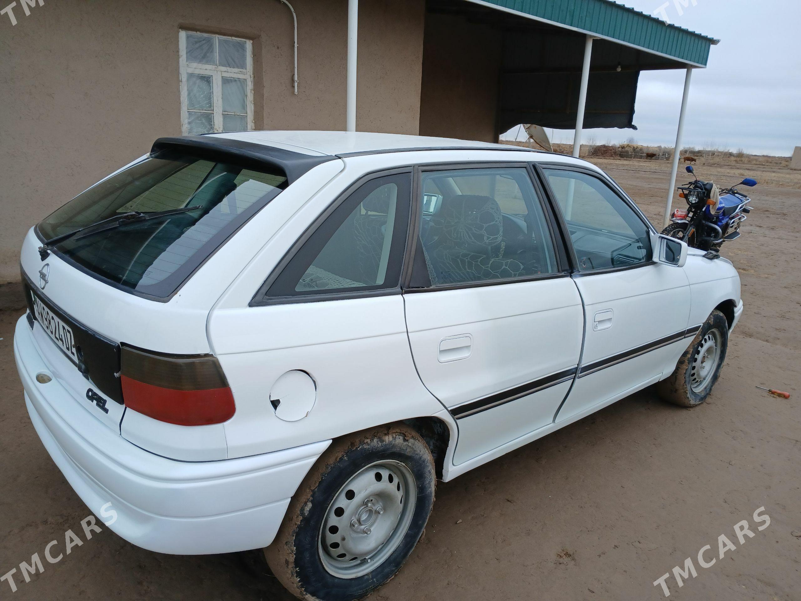 Opel Astra 1995 - 40 000 TMT - етр. Туркменбаши - img 1