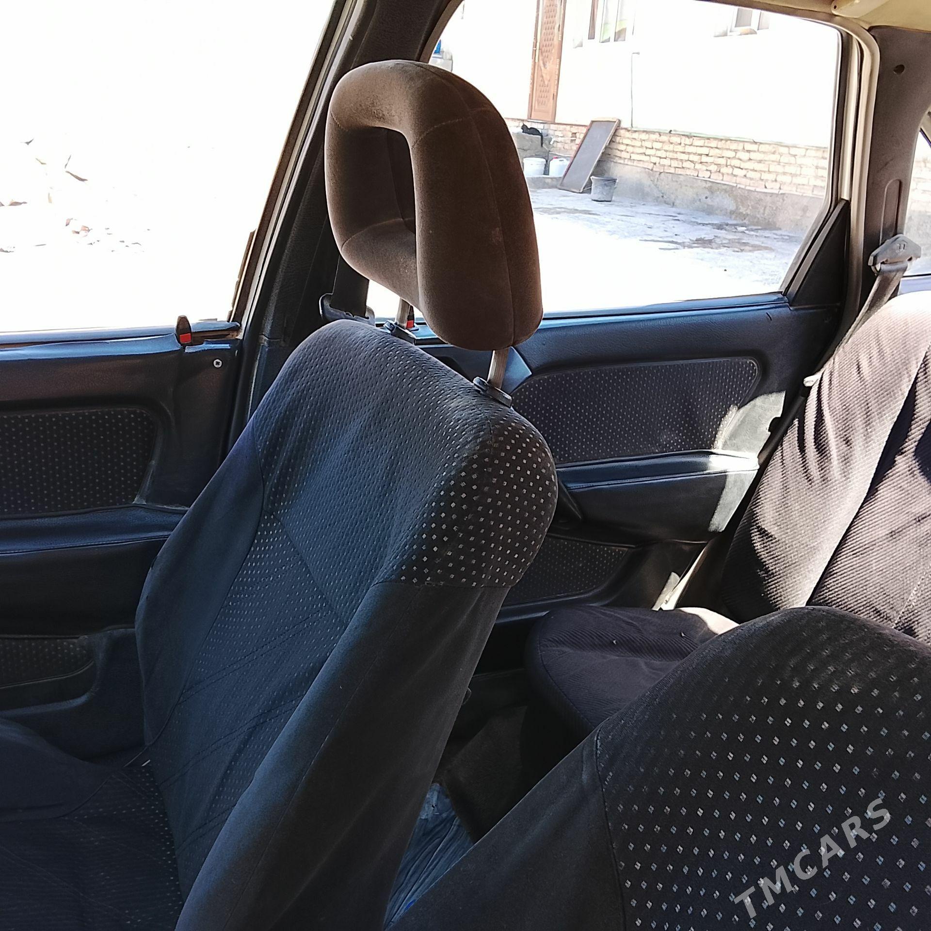 Opel Vectra 1990 - 27 000 TMT - Гурбансолтан Едже - img 1