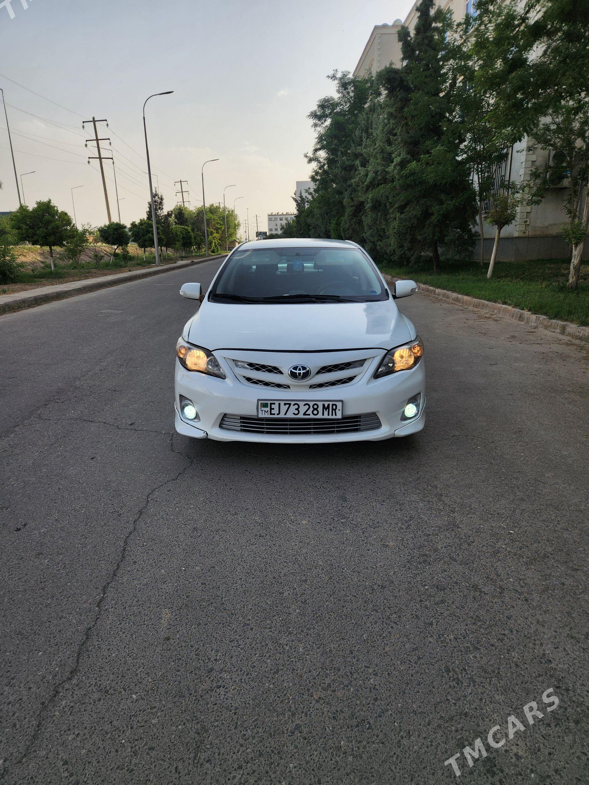 Toyota Corolla 2013 - 190 000 TMT - Мары - img 1
