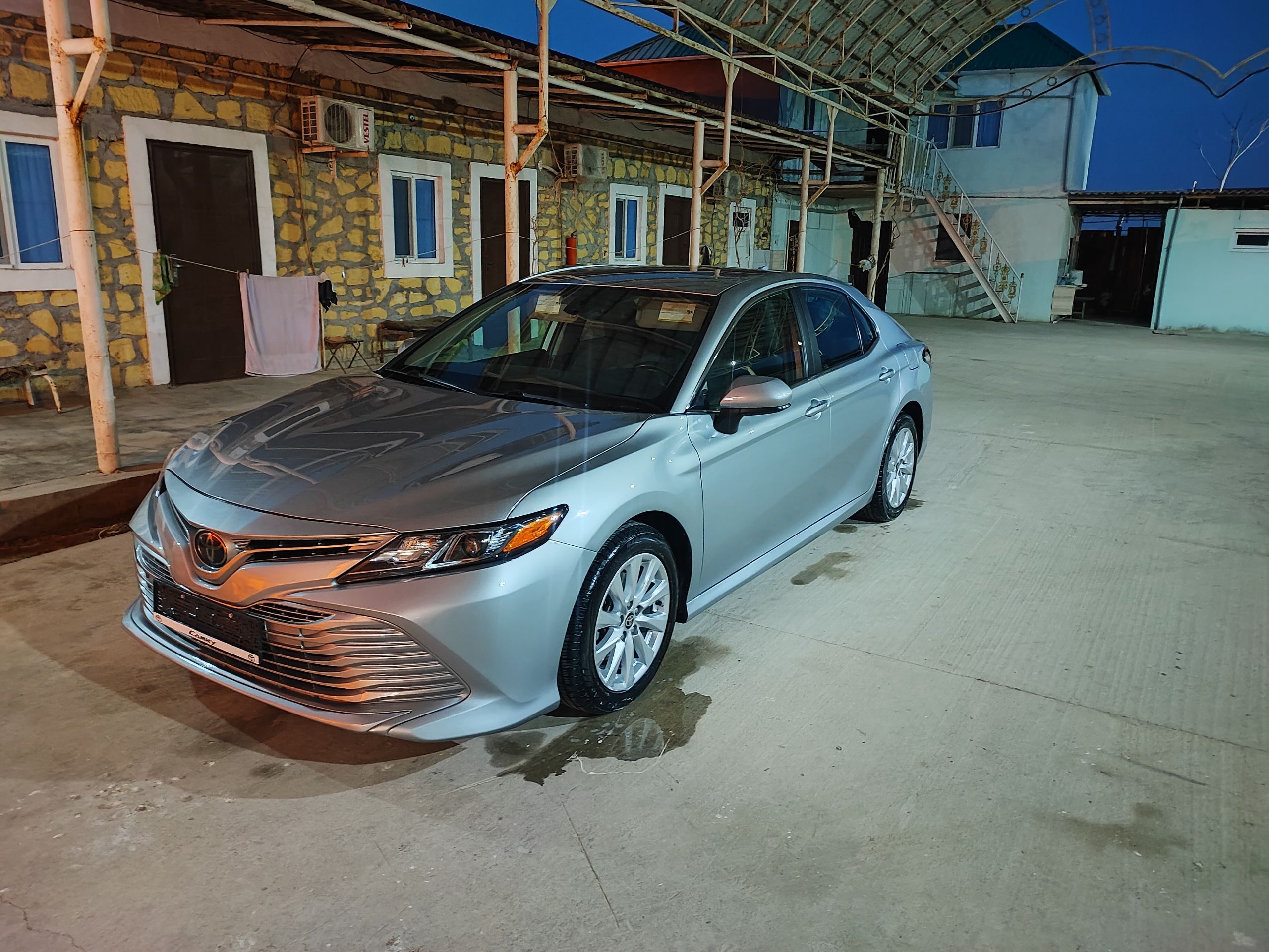 Toyota Camry 2020 - 327 000 TMT - Хазар - img 1