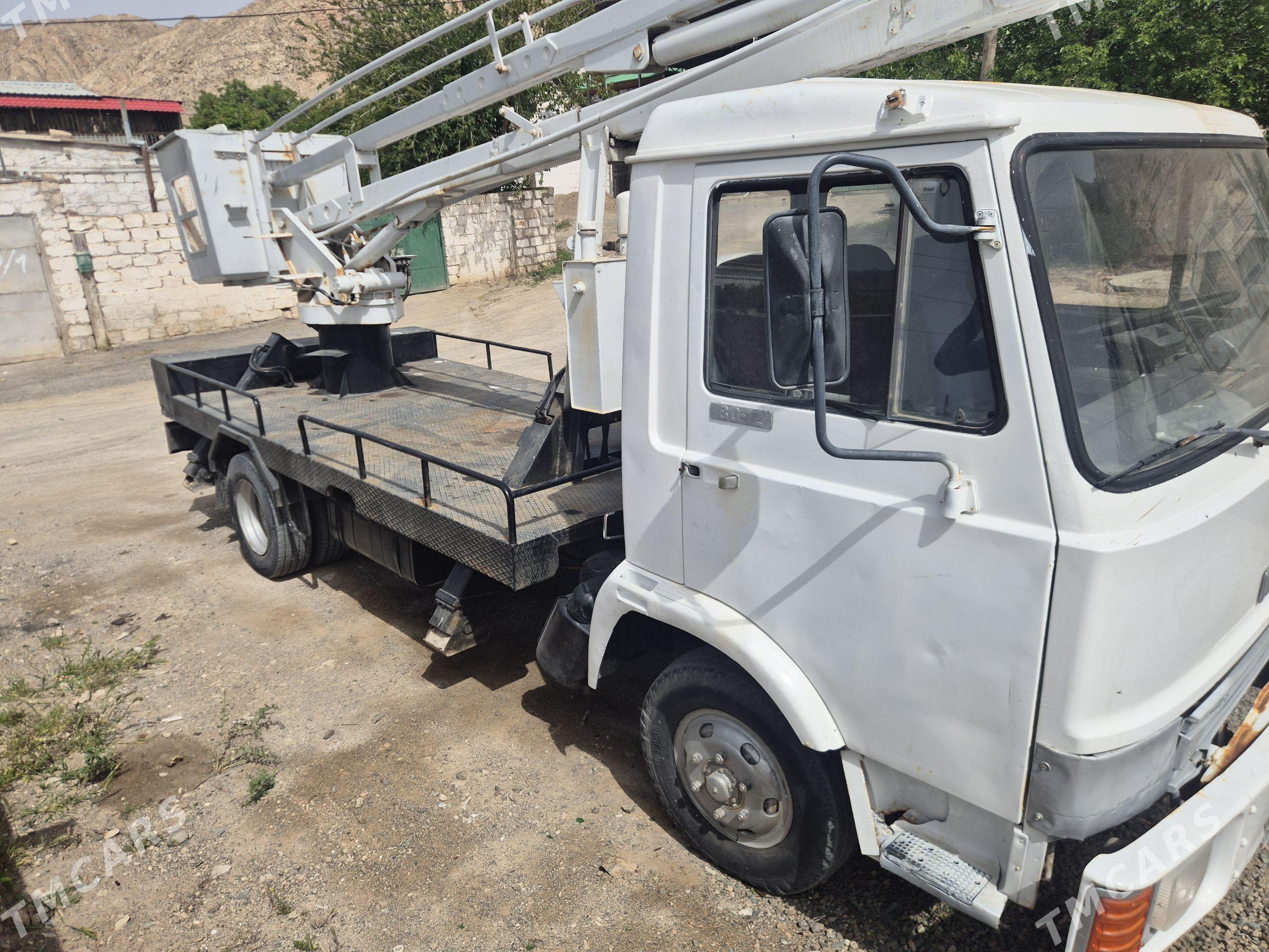Mitsubishi Canter 2001 - 150 000 TMT - Türkmenbaşy - img 1