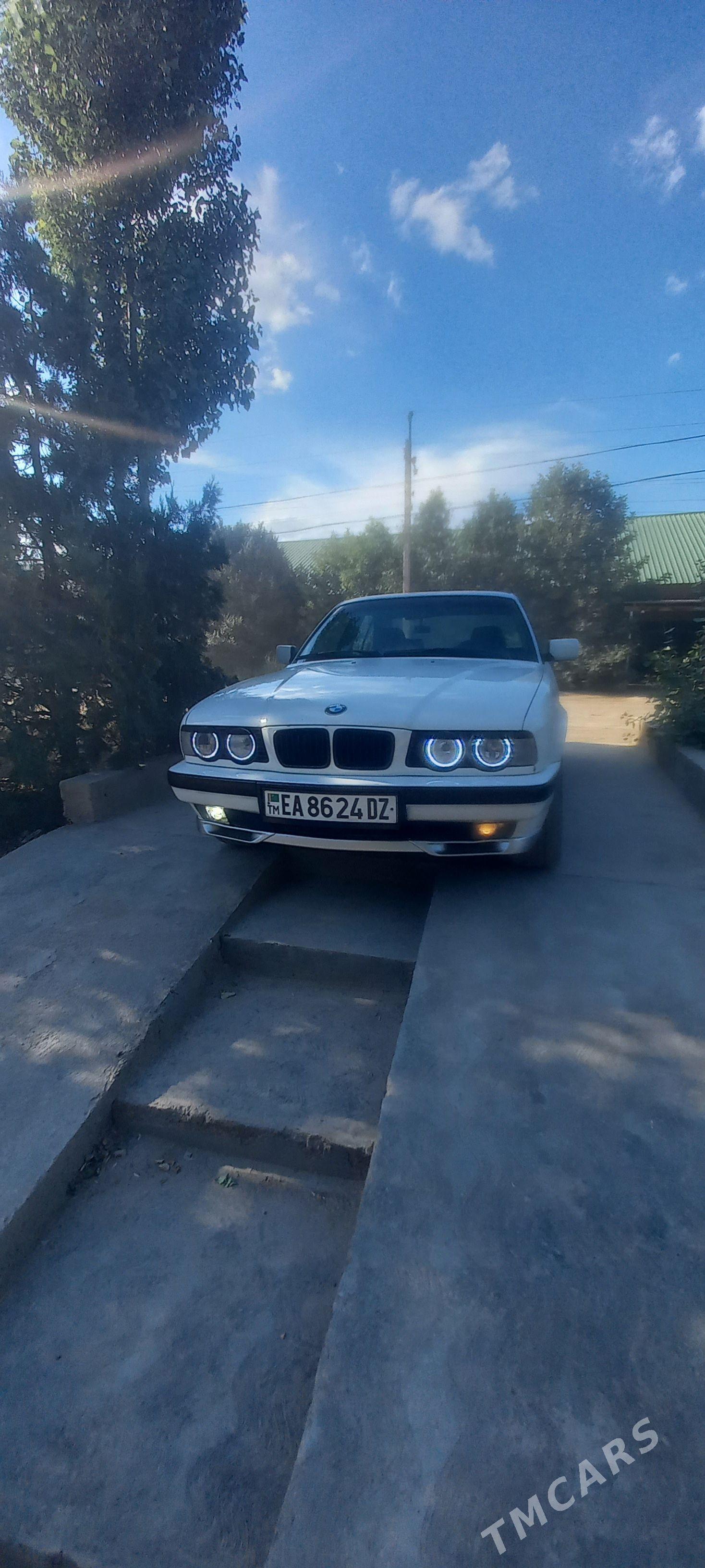 BMW 525 1993 - 100 000 TMT - Кёнеургенч - img 1