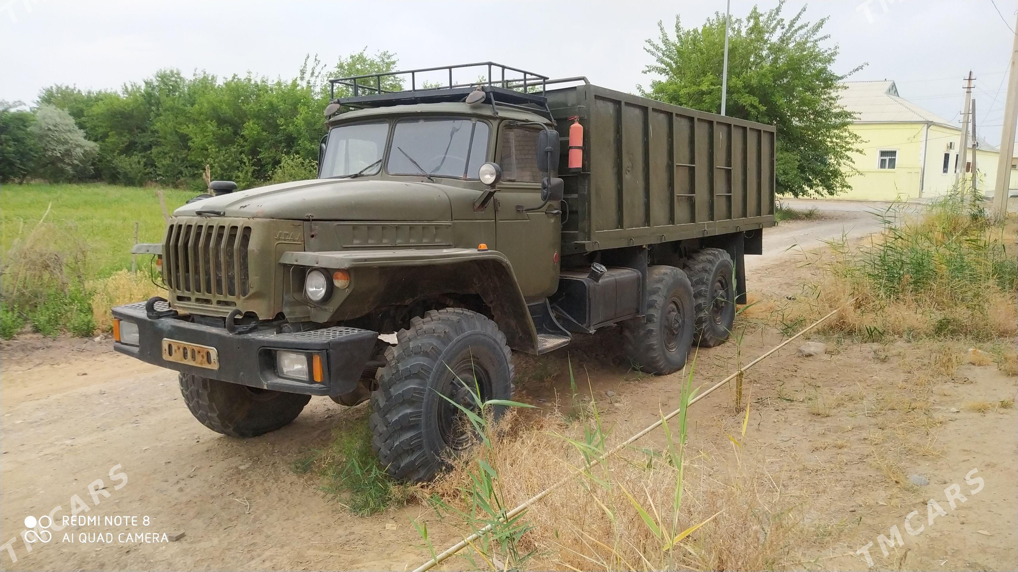 Ural 5557 1886 - 205 000 TMT - Mary - img 1