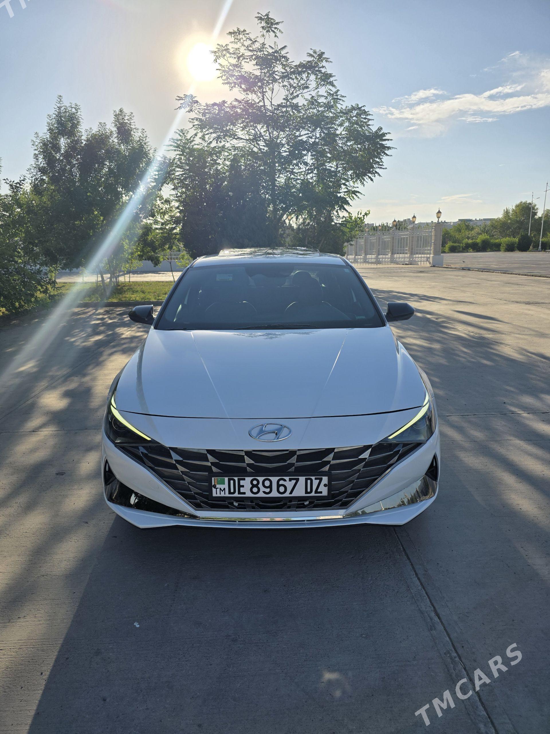 Hyundai Elantra 2022 - 320 000 TMT - Дашогуз - img 1