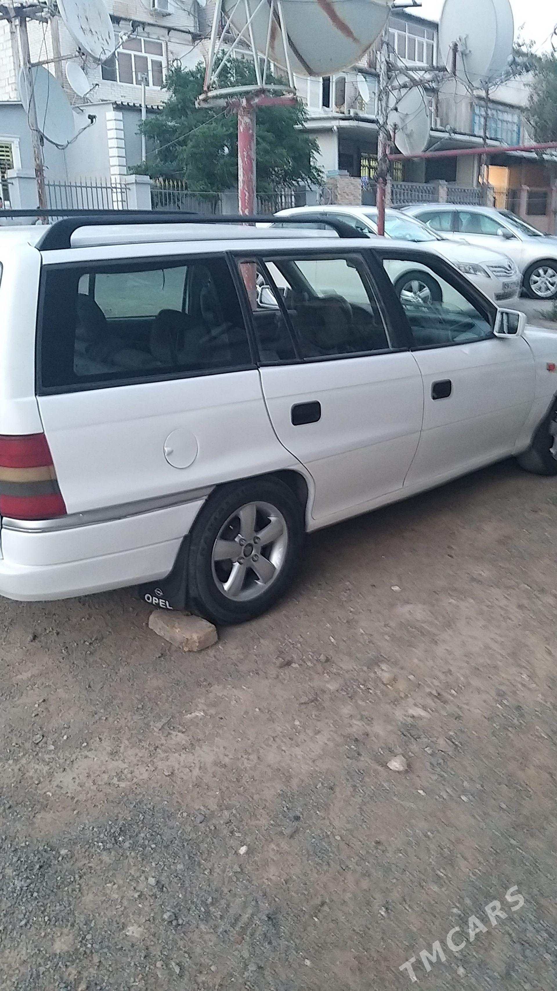 Opel Astra 1992 - 40 000 TMT - Türkmenbaşy - img 1