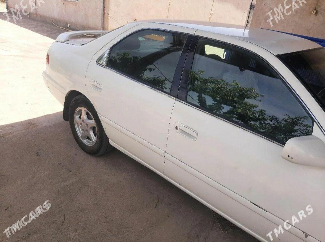 Toyota Camry 2000 - 158 000 TMT - Гороглы (Тагта) - img 1