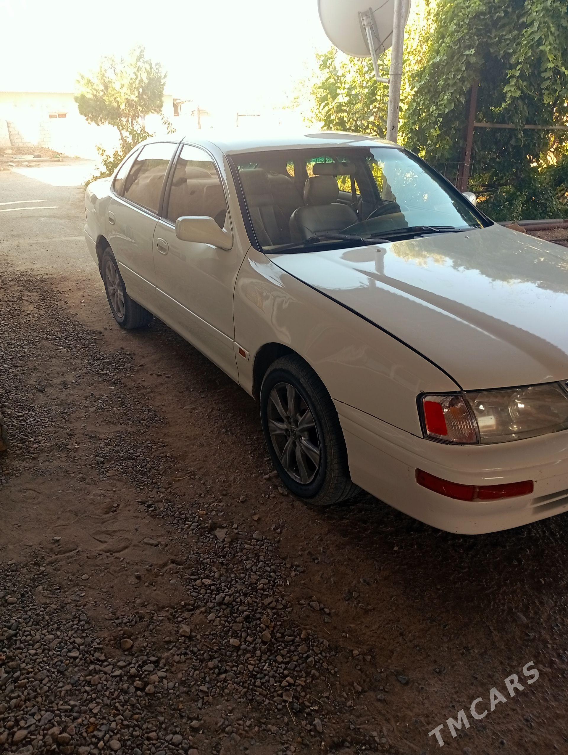 Toyota Avalon 1995 - 120 000 TMT - Койтендаг - img 1