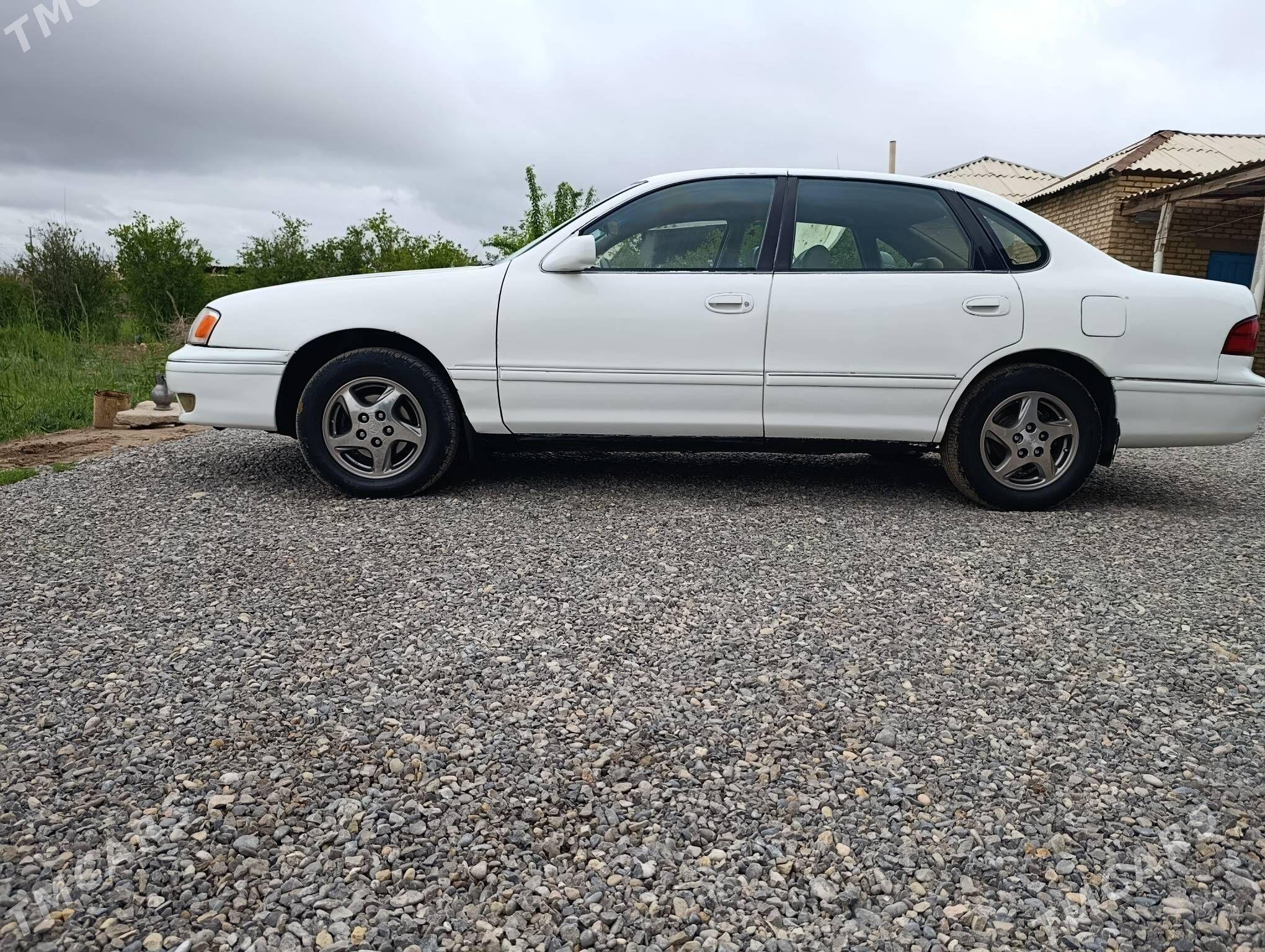Toyota Avalon 1999 - 120 000 TMT - Бабадайхан - img 1