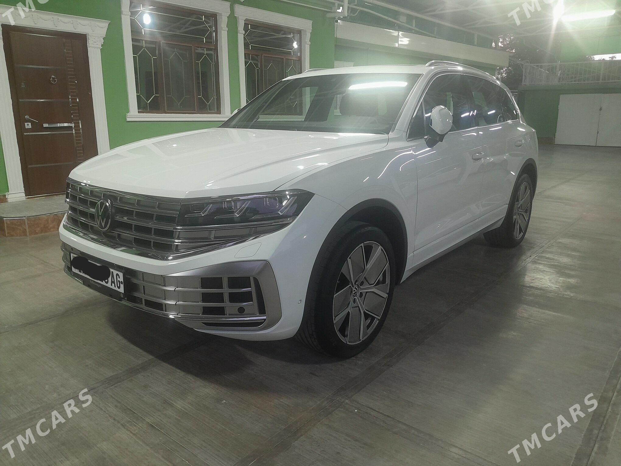 Volkswagen Touareg 2024 - 1 520 000 TMT - Aşgabat - img 1