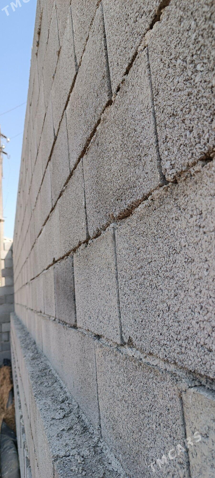 beton kerpic örýänMaryn ici - Сакарчага - img 1