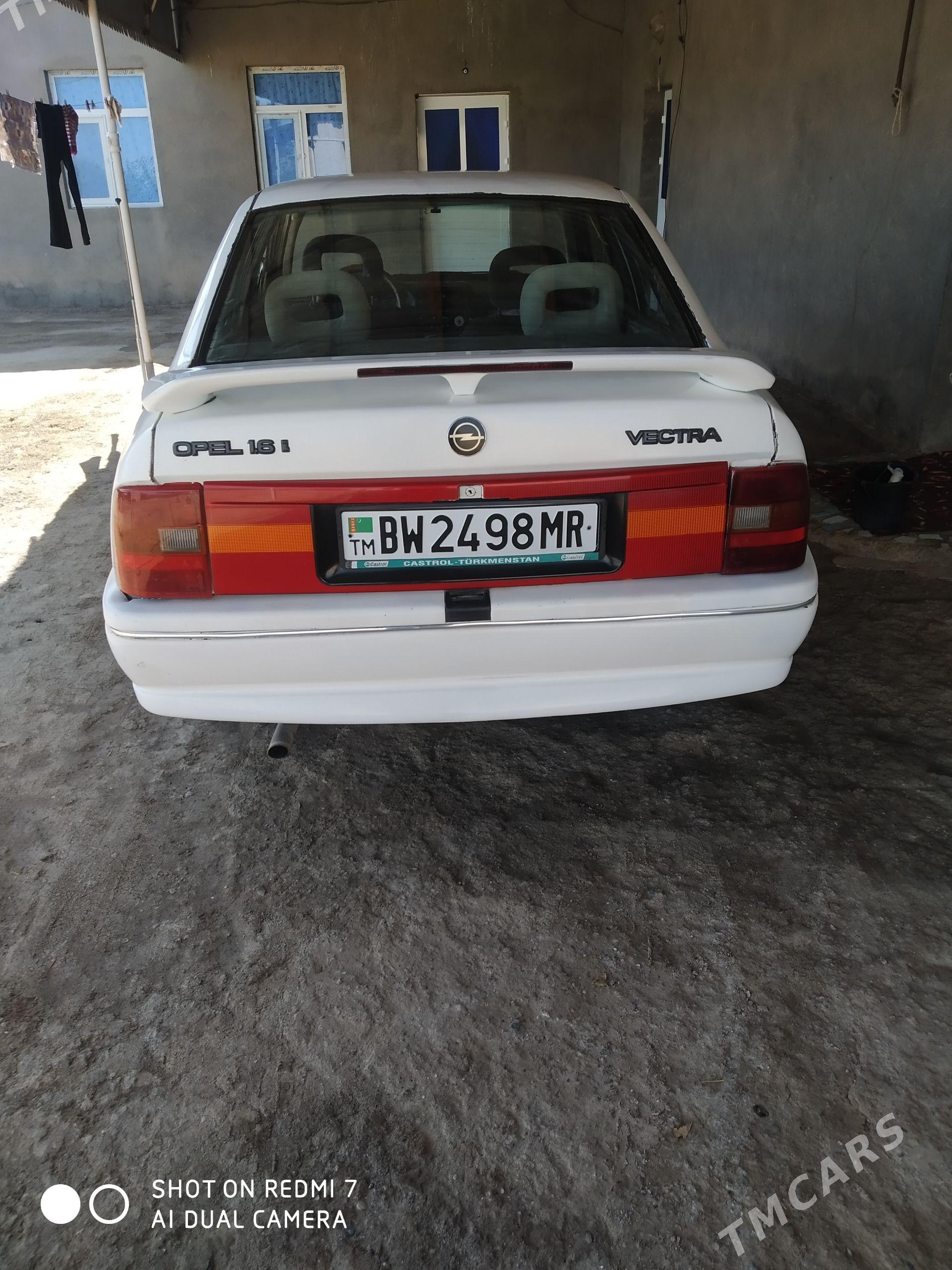 Opel Vectra 1991 - 25 000 TMT - Ýolöten - img 1