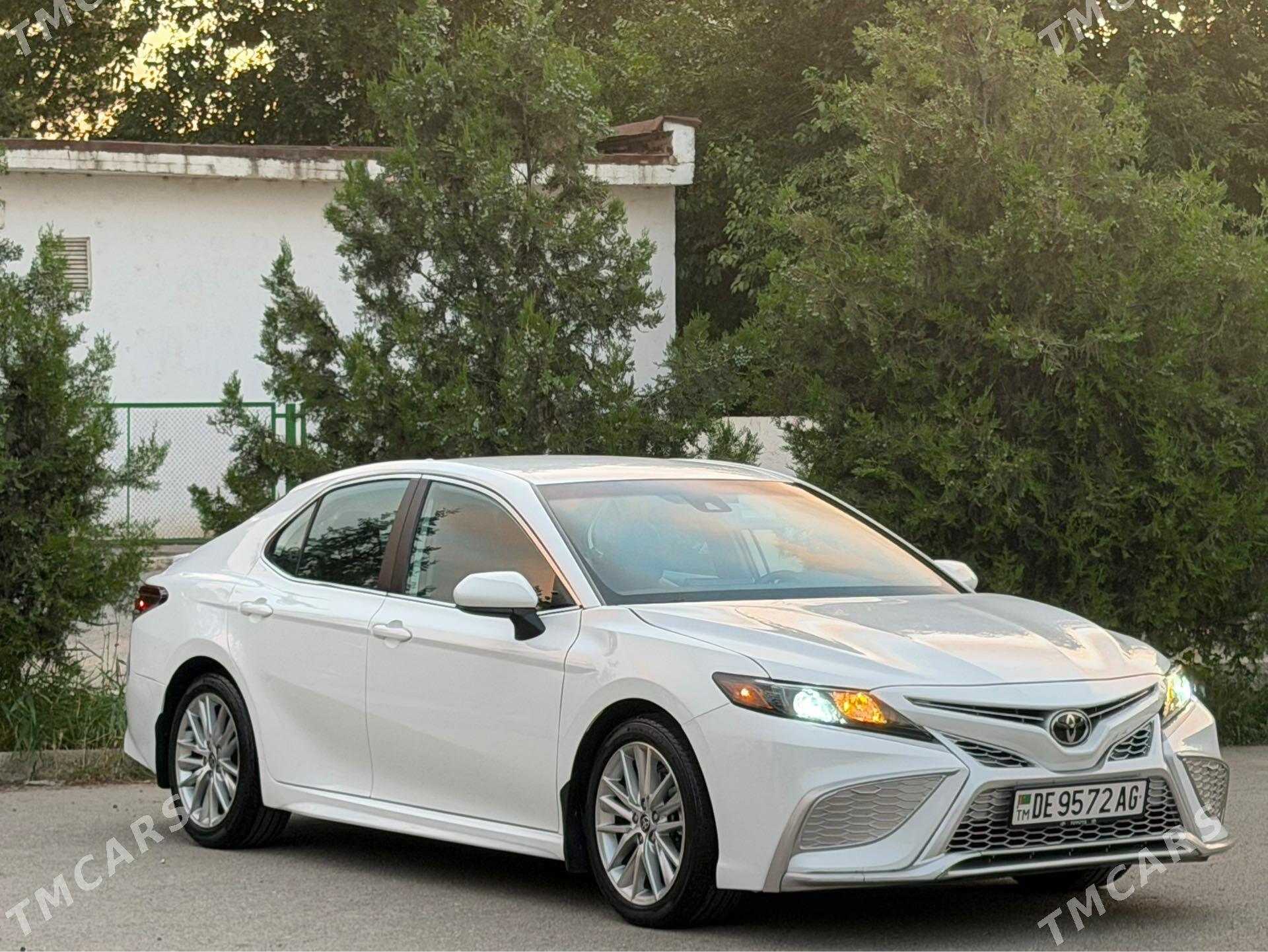 Toyota Camry 2021 - 345 000 TMT - Aşgabat - img 1