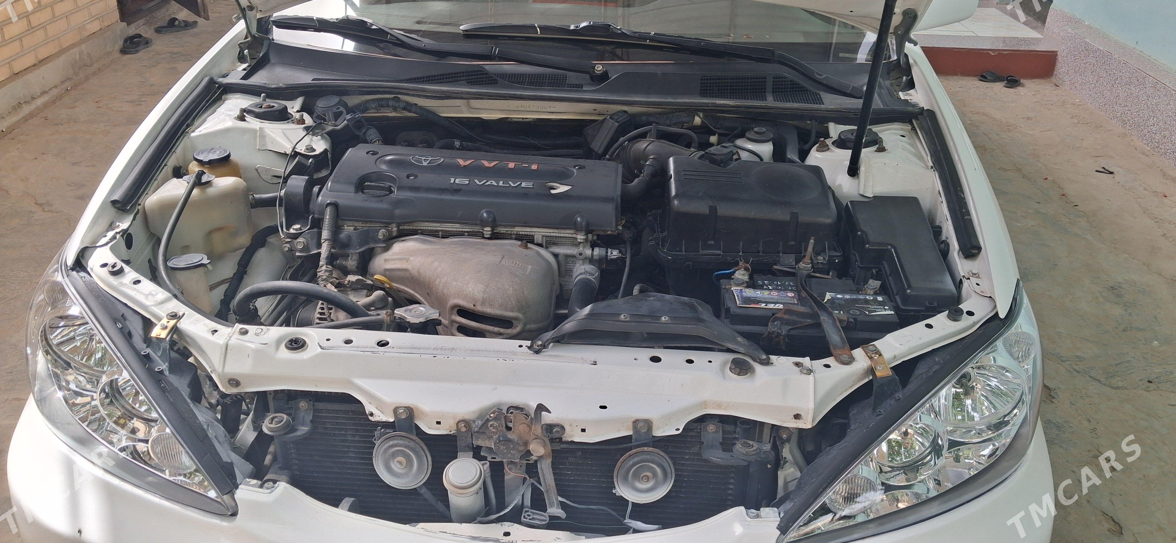 Toyota Camry 2002 - 200 000 TMT - Oguz han - img 1