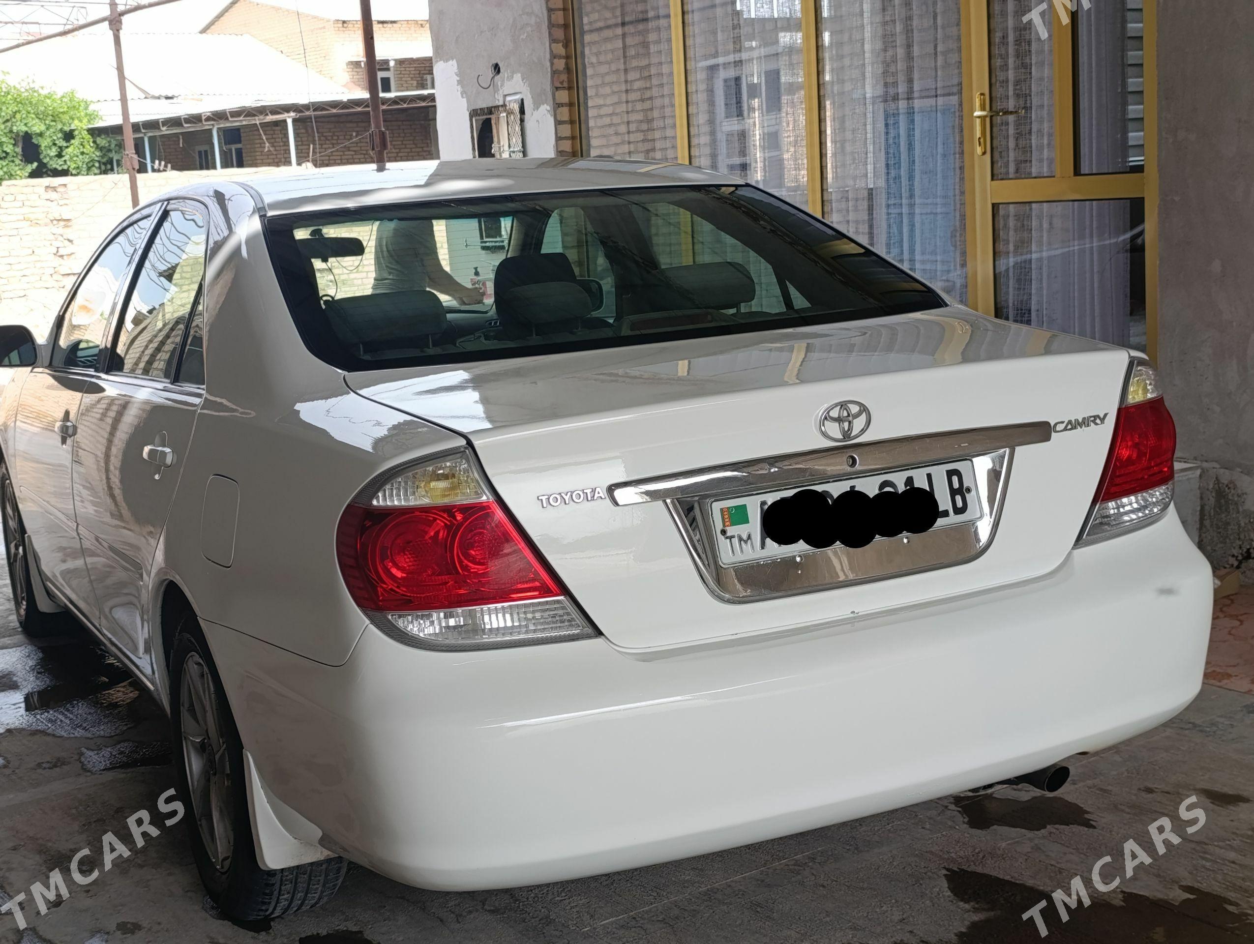 Toyota Camry 2005 - 180 000 TMT - Сакар - img 1