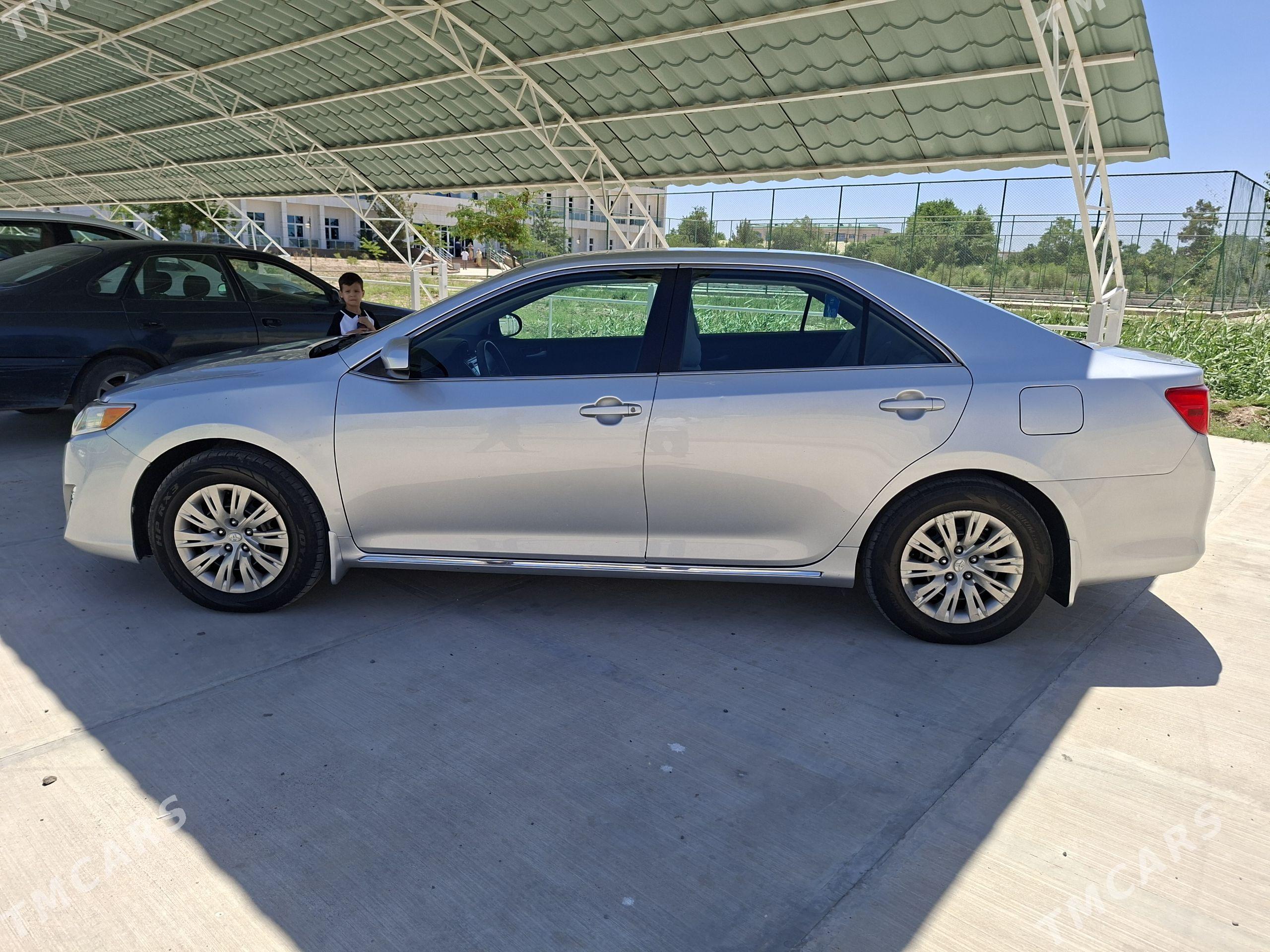 Toyota Camry 2012 - 240 000 TMT - Байрамали - img 1
