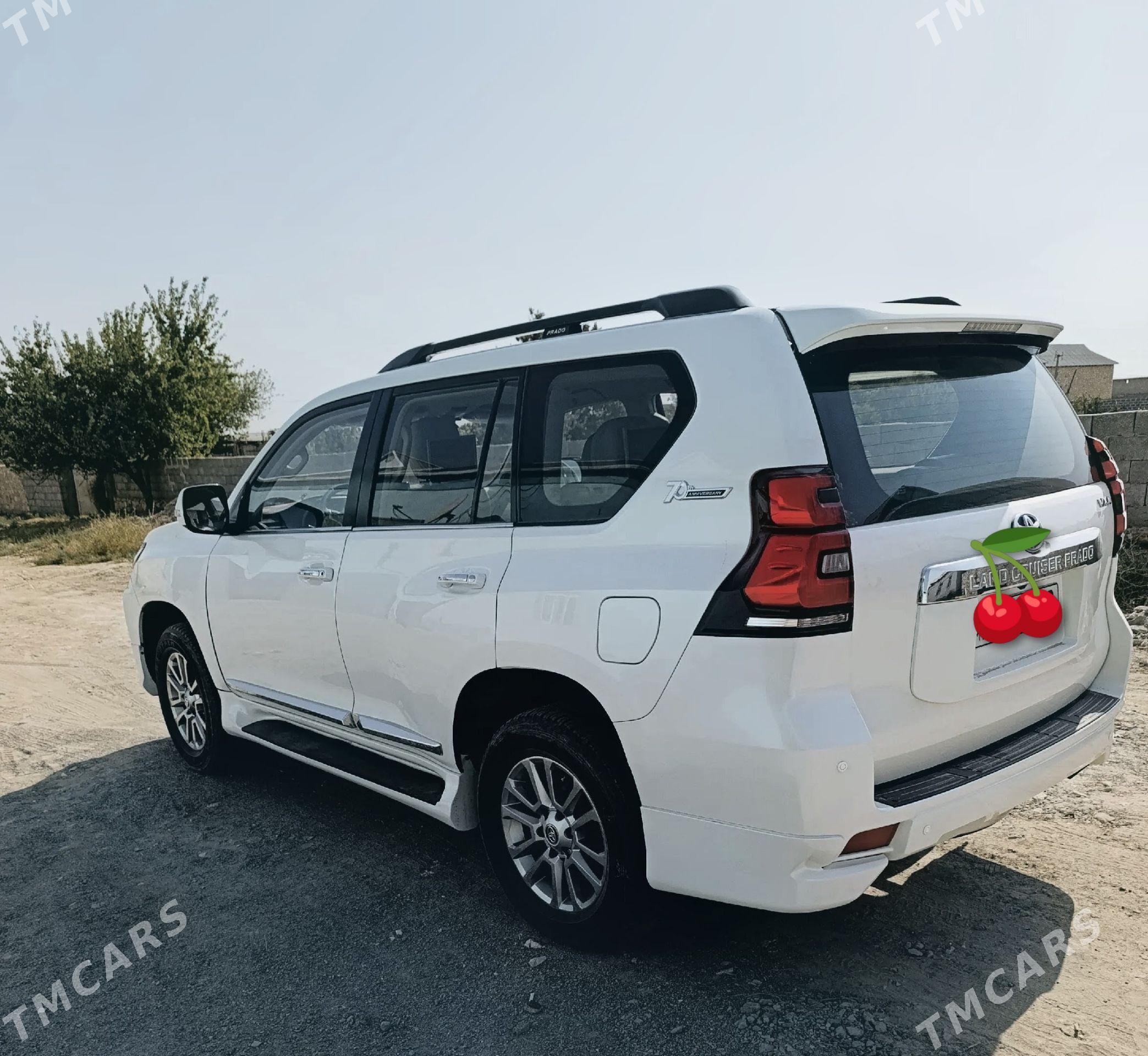 Toyota Land Cruiser Prado 2013 - 575 000 TMT - Dostluk - img 1