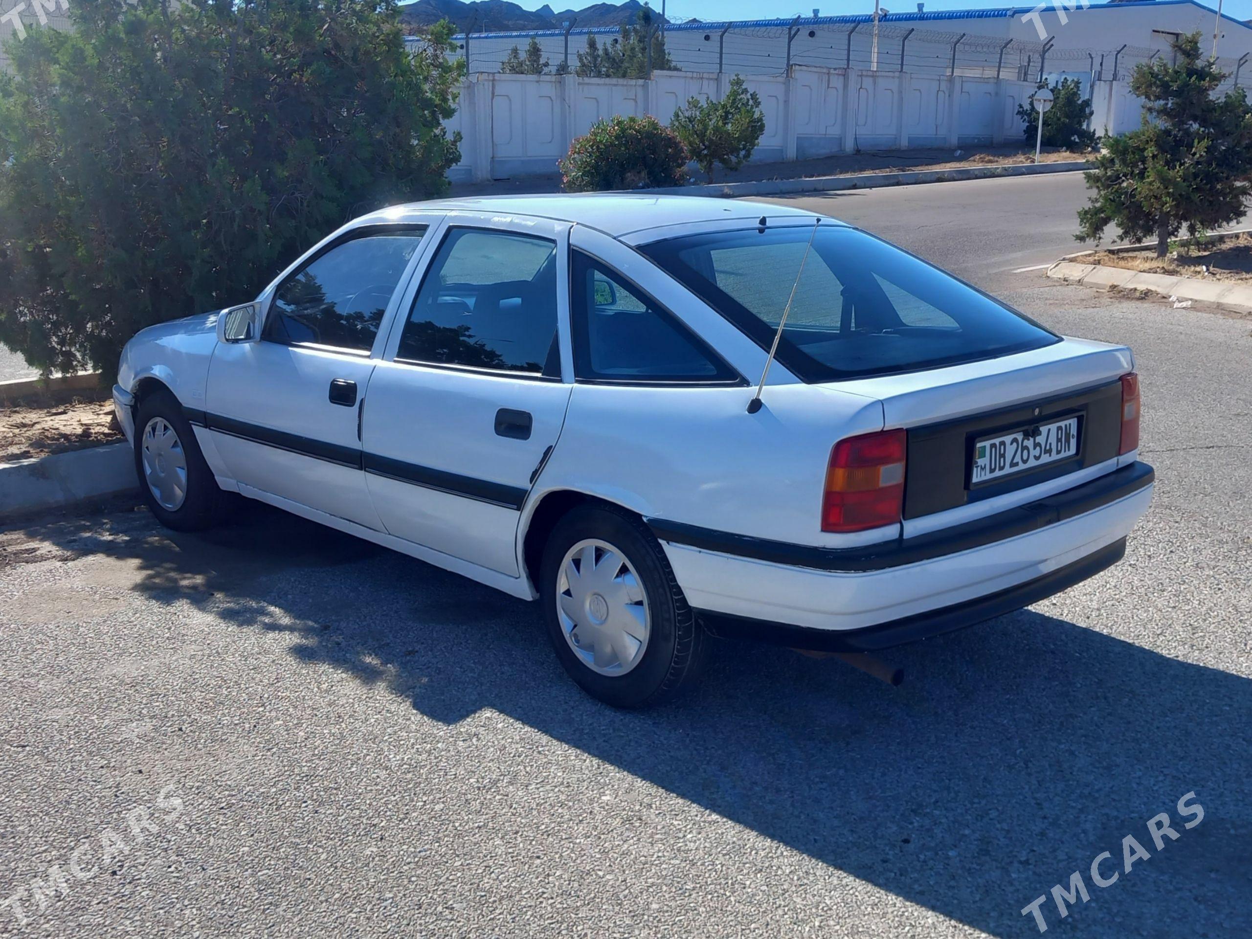 Opel Vectra 1991 - 31 000 TMT - Туркменбаши - img 1