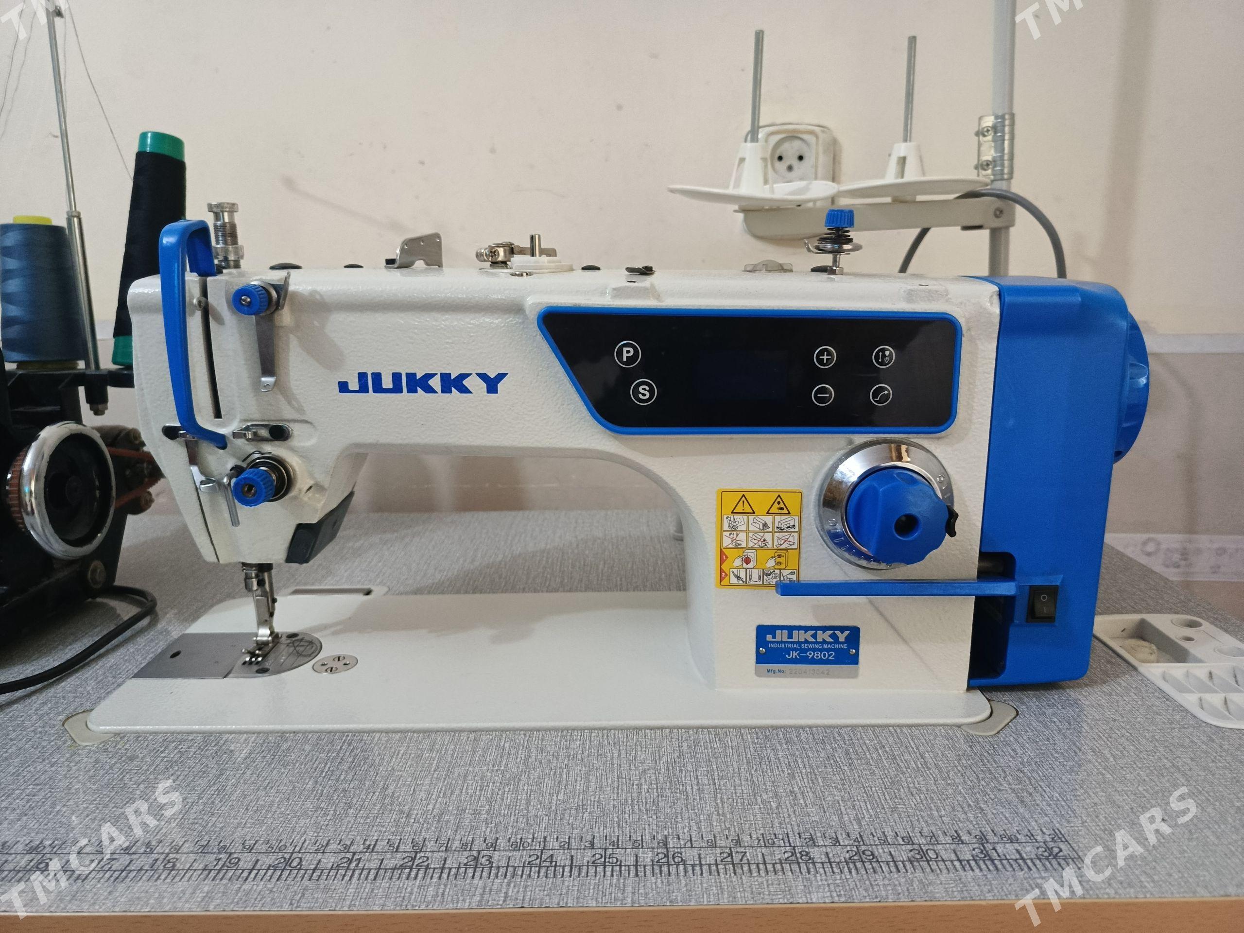 Jukky 98-02 owerlok indiski - 9 mkr - img 1