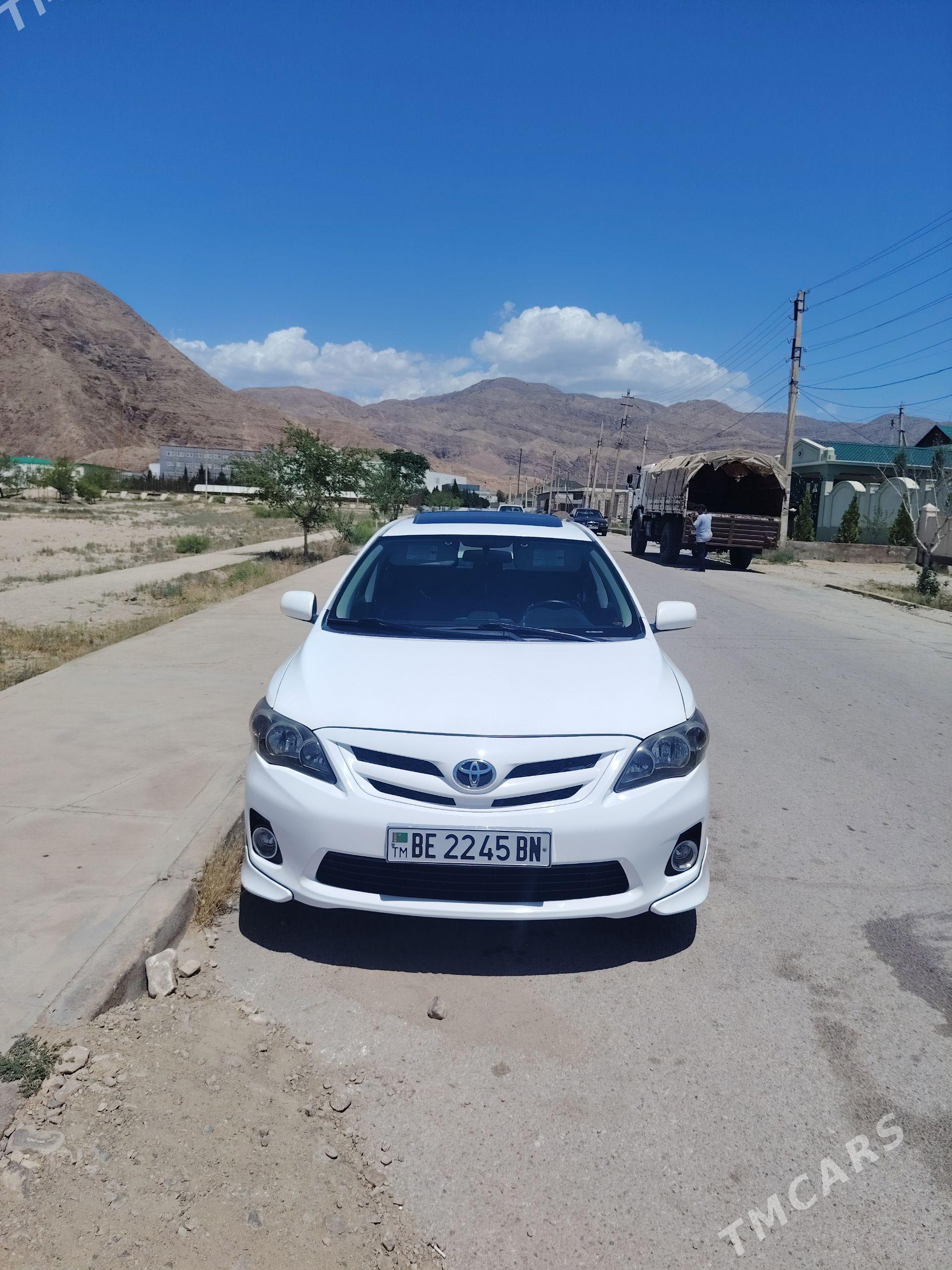 Toyota Corolla 2012 - 178 000 TMT - Балканабат - img 1