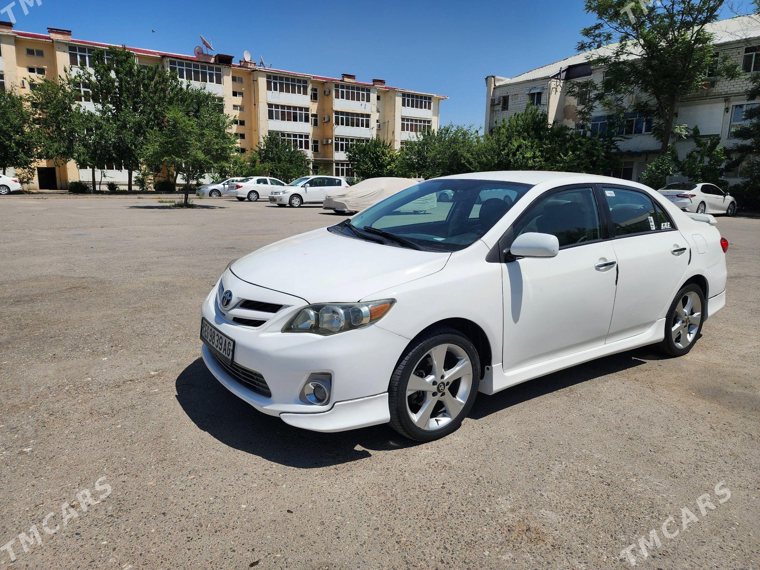 Toyota Corolla 2011 - 166 000 TMT - 9 мкр - img 1