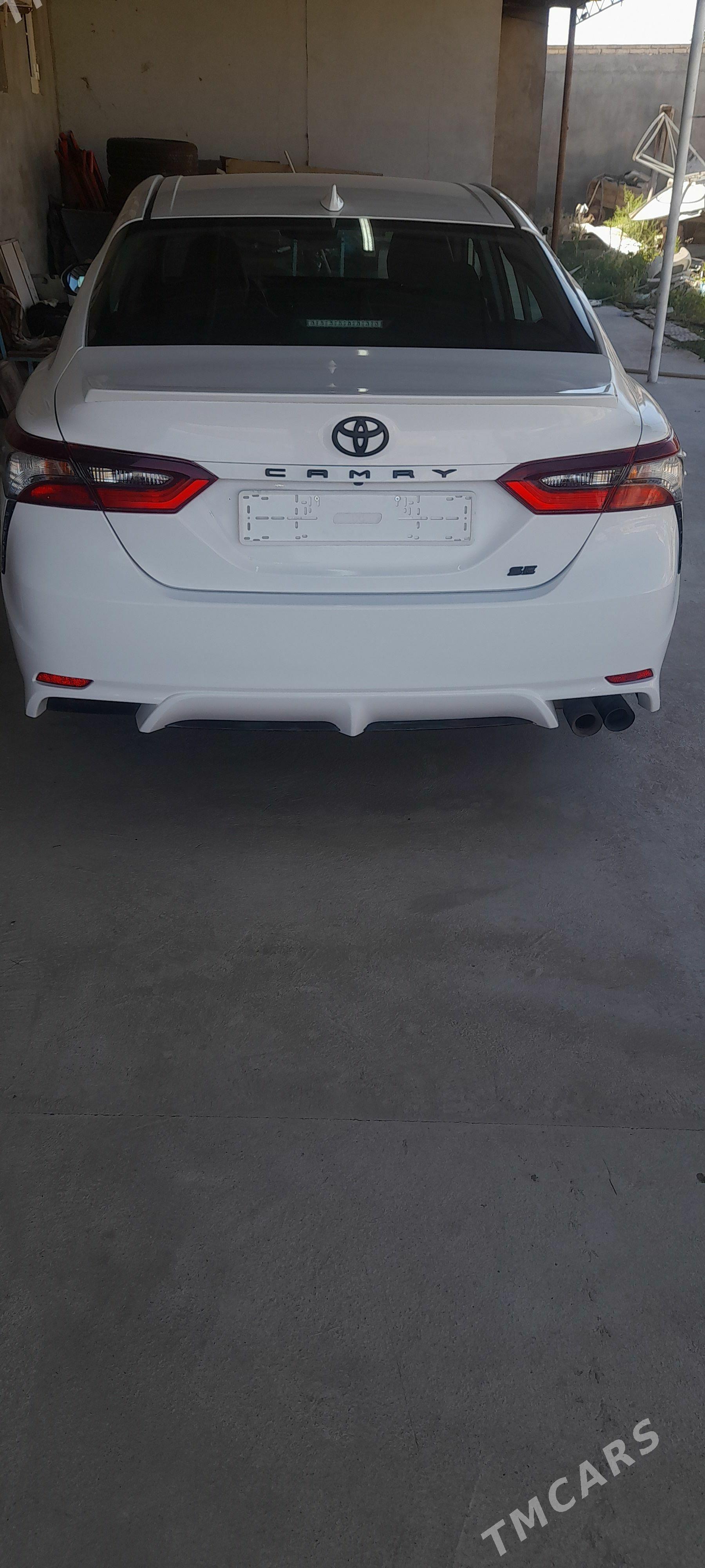 Toyota Camry 2023 - 340 000 TMT - Мары - img 1