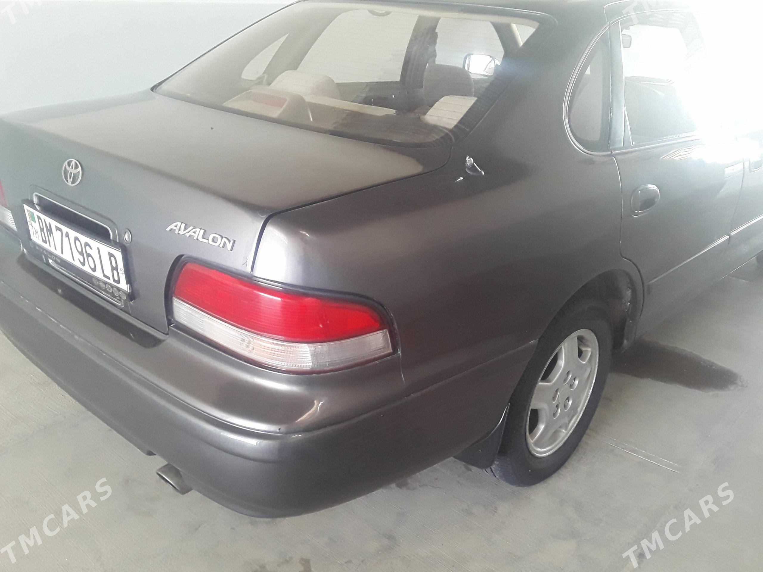 Toyota Avalon 1996 - 130 000 TMT - Халач - img 1