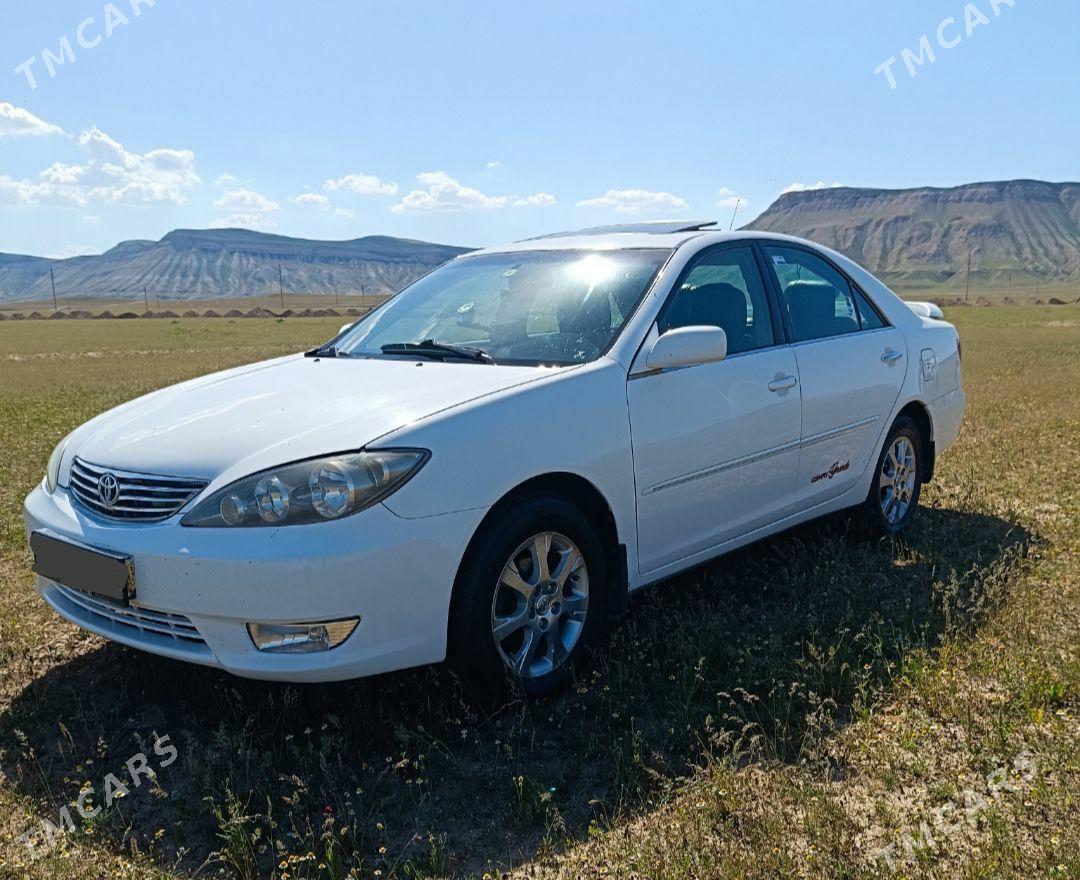 Toyota Camry 2003 - 240 000 TMT - Магданлы - img 1