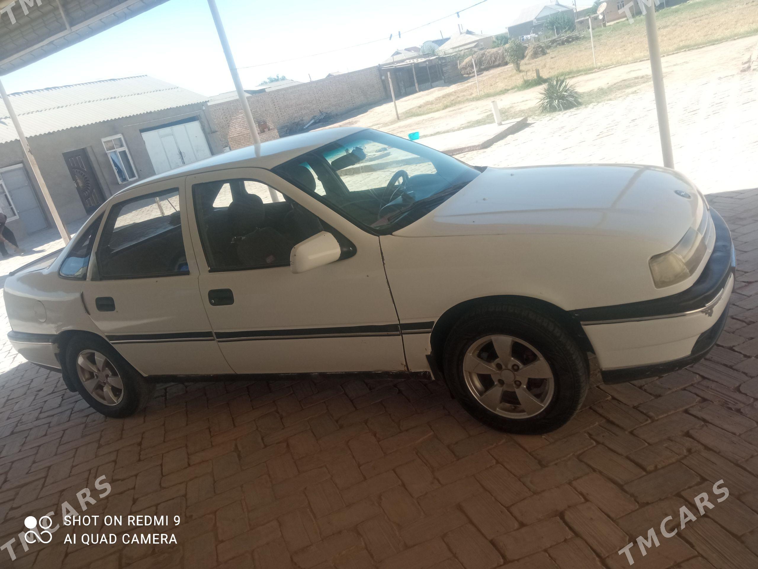Opel Vectra 1992 - 30 000 TMT - Байрамали - img 1