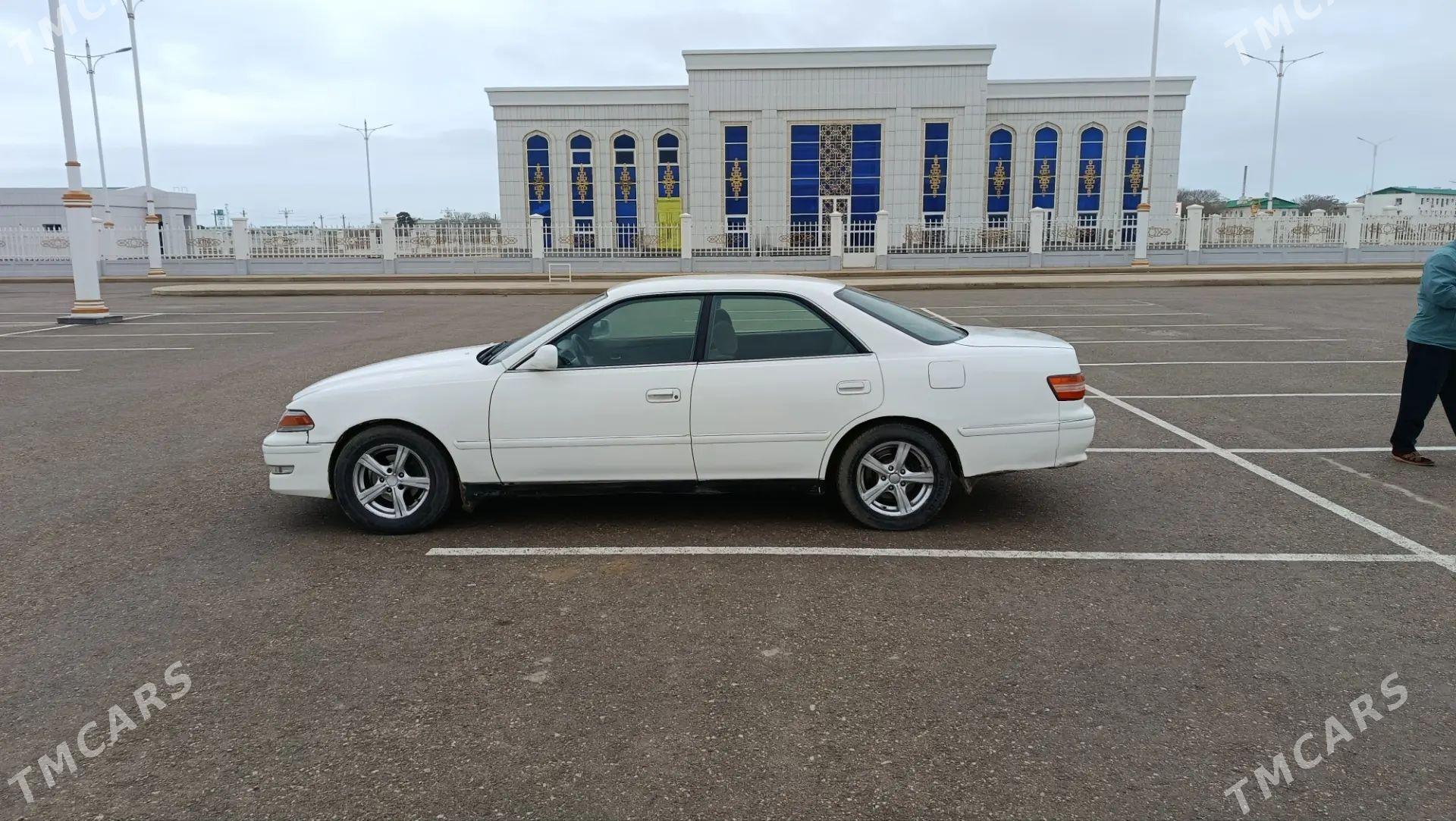 Toyota Mark II 1996 - 50 000 TMT - Хазар - img 1