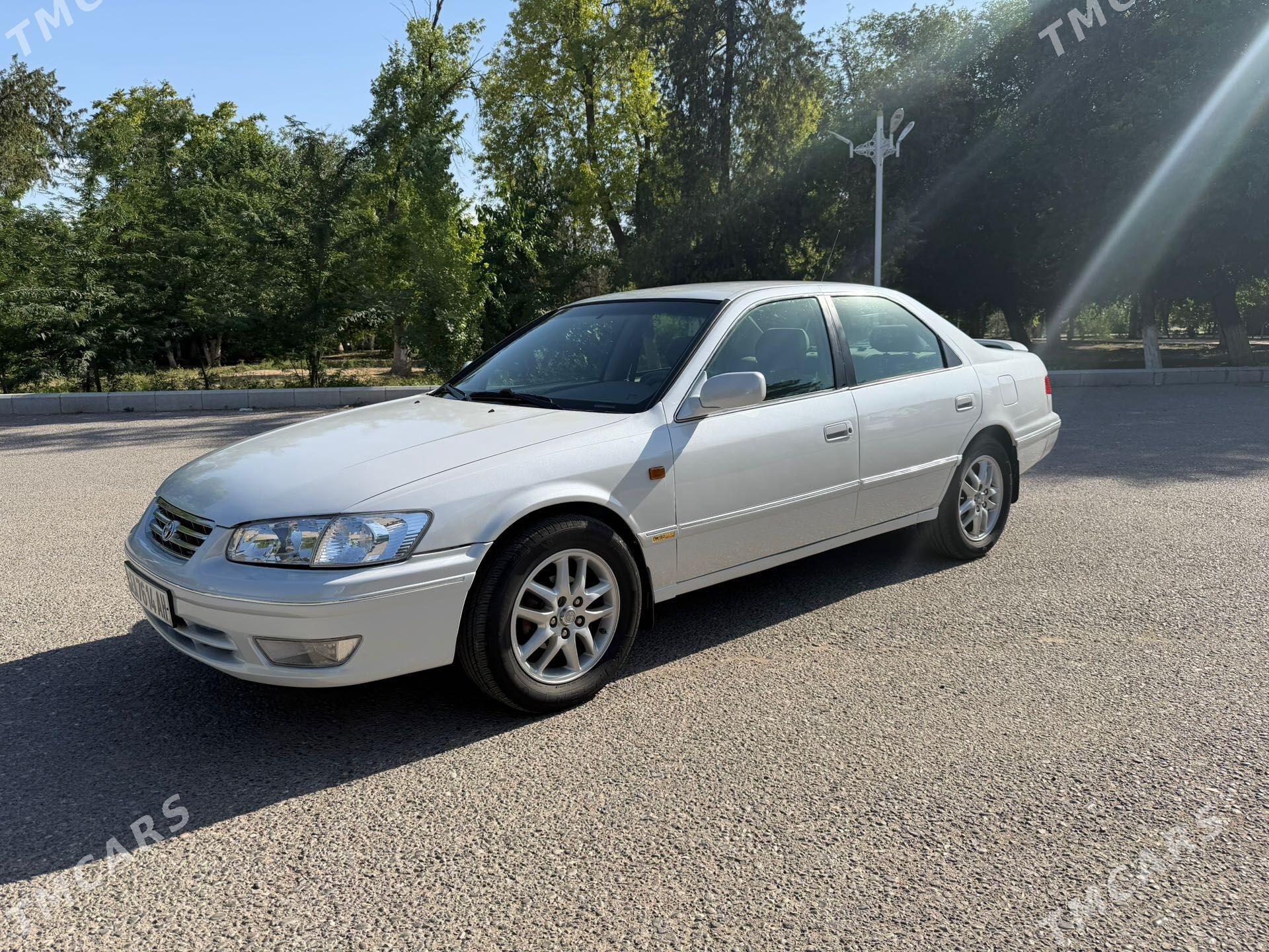 Toyota Camry 1999 - 130 000 TMT - 30 мкр - img 1